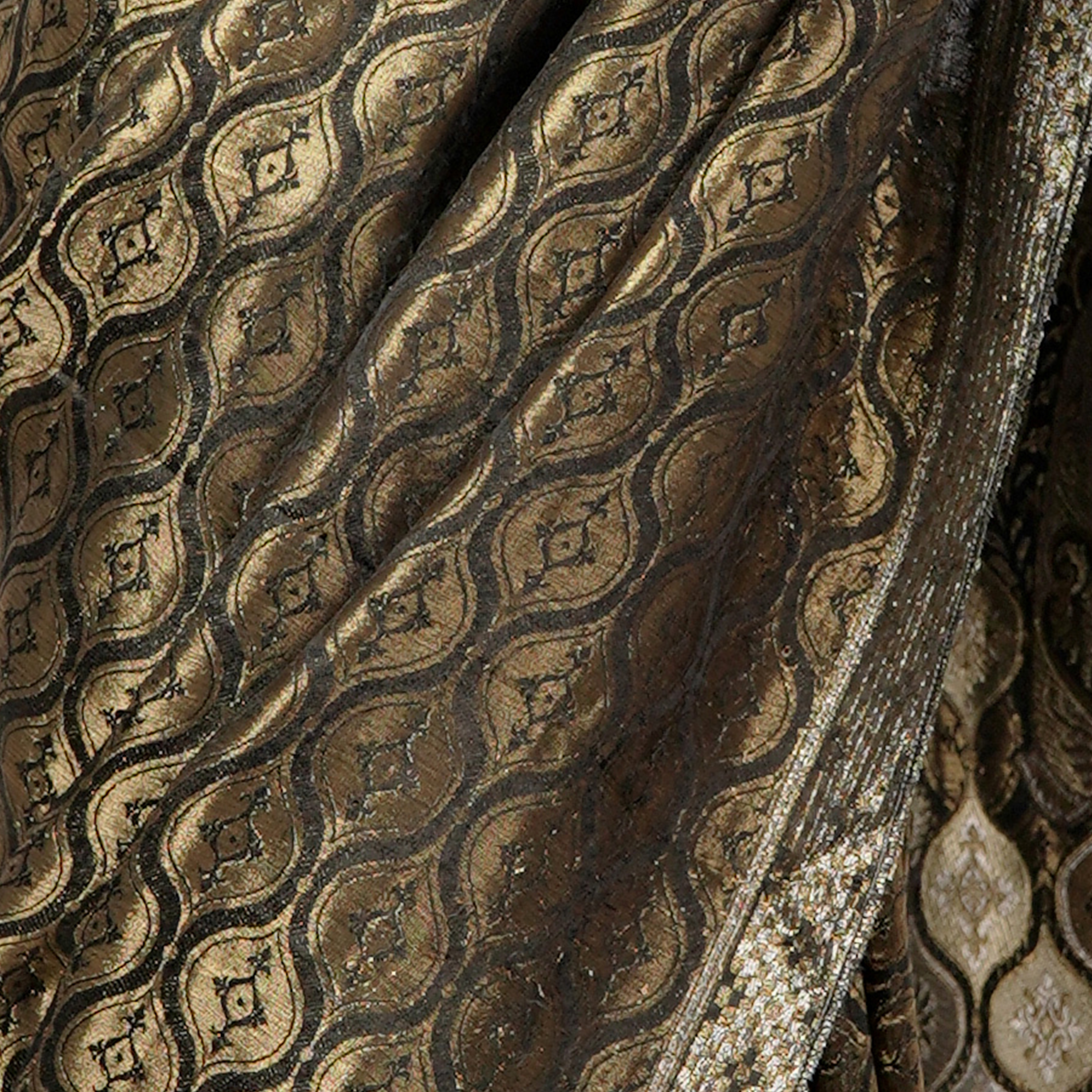 'Mahtaab' Mughal Motifs Saree