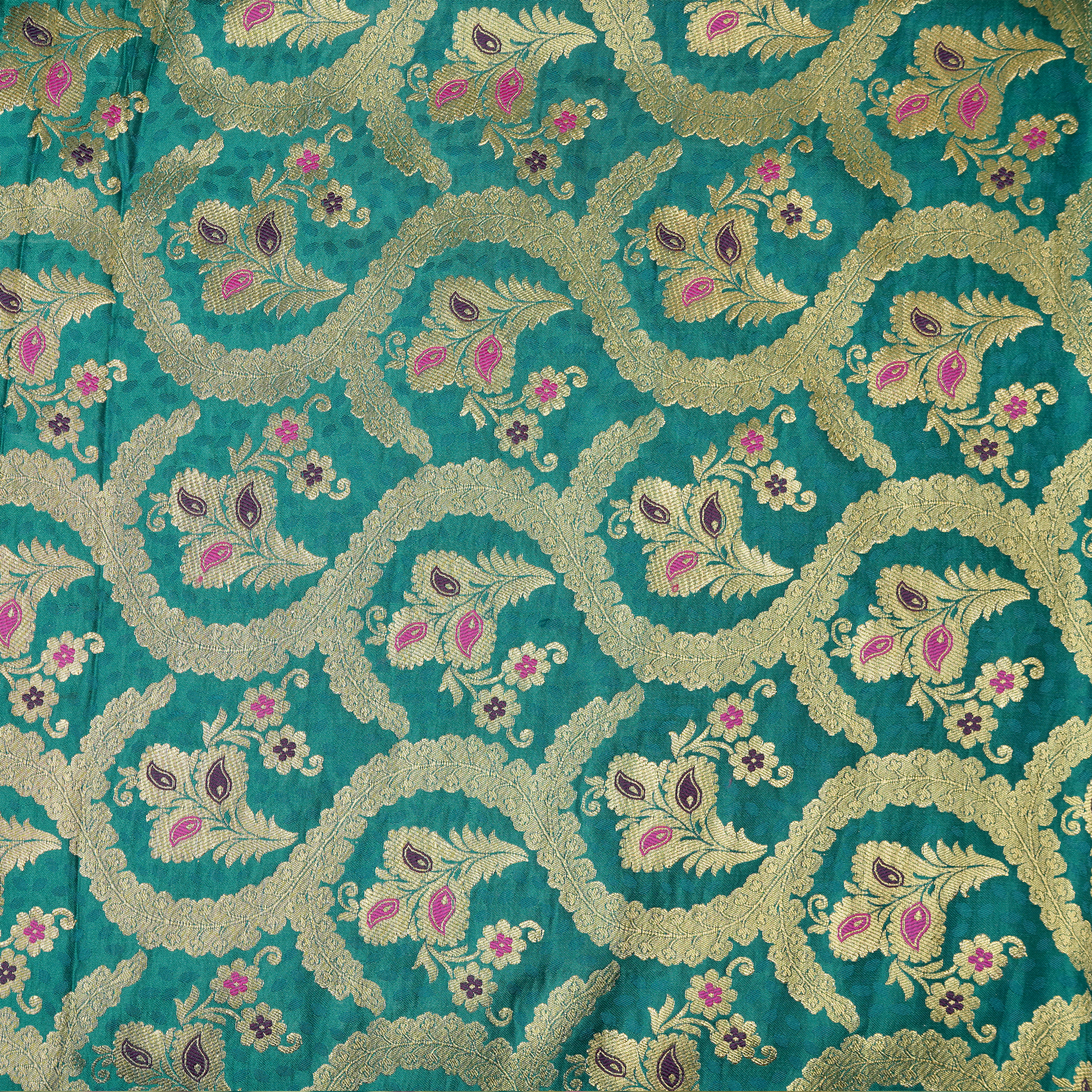 Wisaal Premium Jamawar