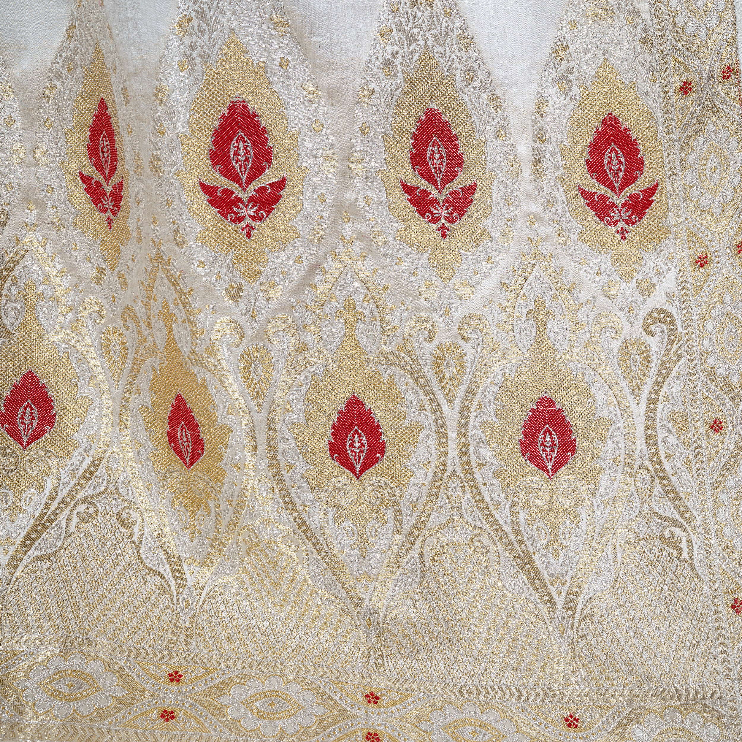 Rangrez – Pure Katan Satin Atlas Mughal Floral Dupatta