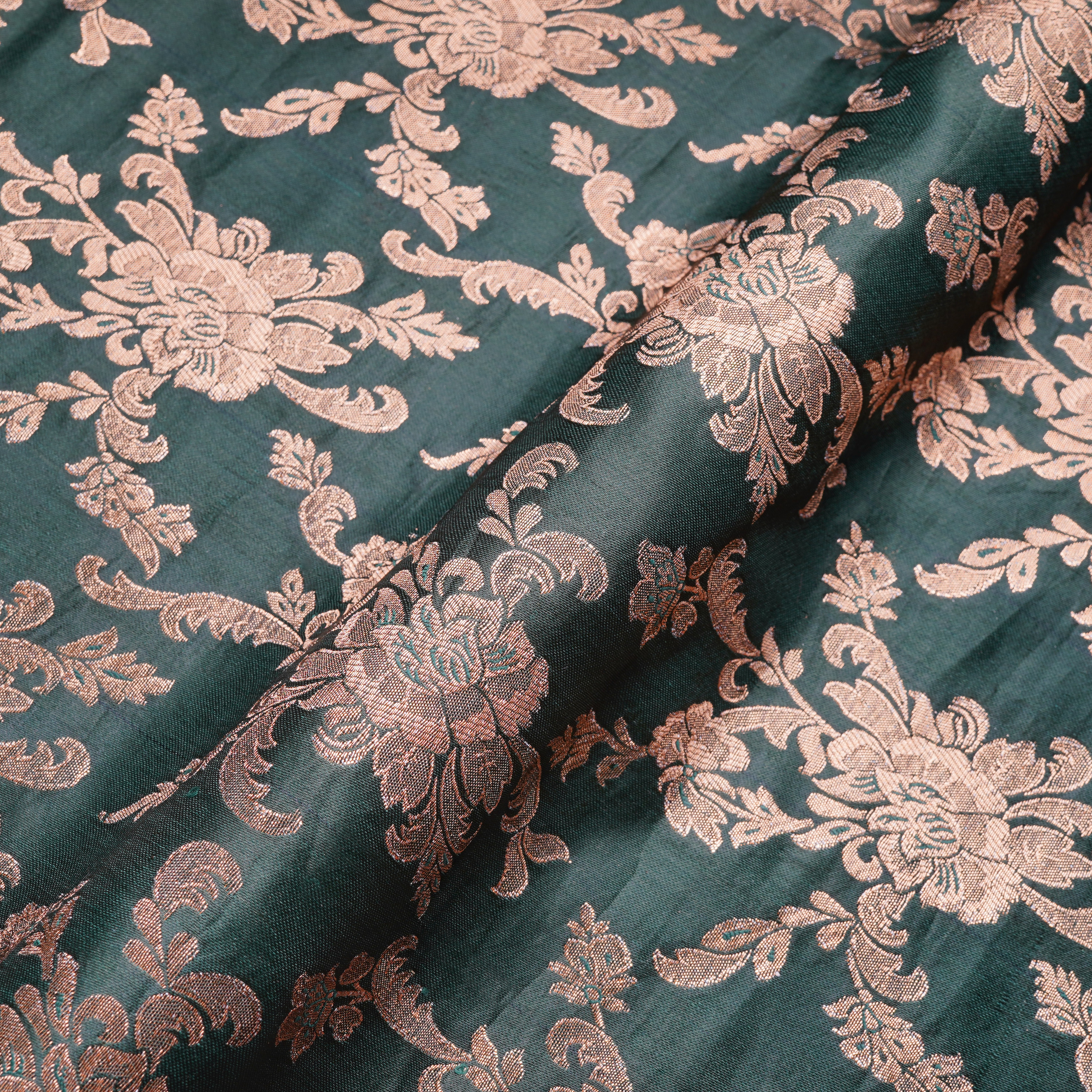 Taoosi Dohra Jaal Satin