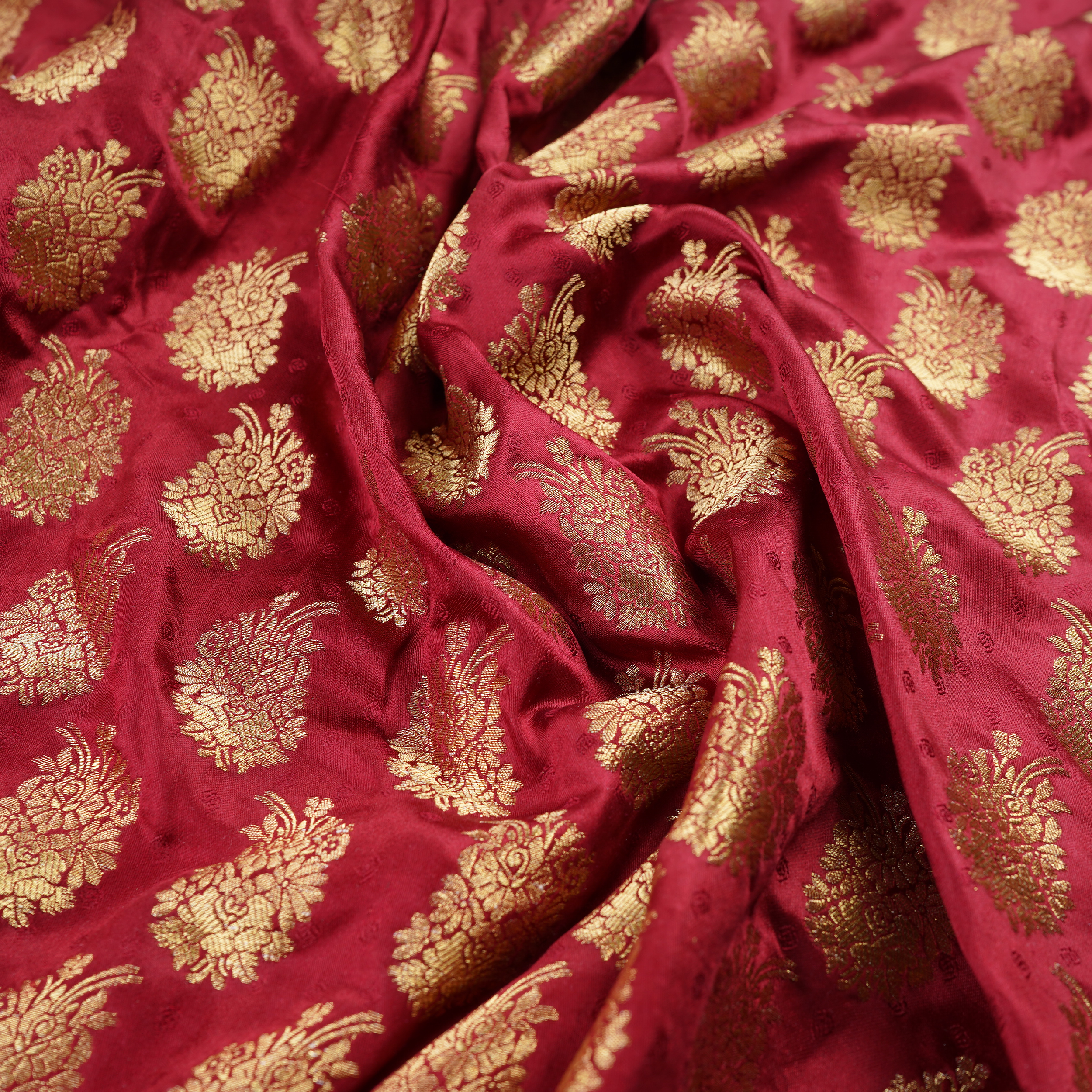 Naqsh-e-Shaan – Self Jamawar Katan Satin with Mughal Buti