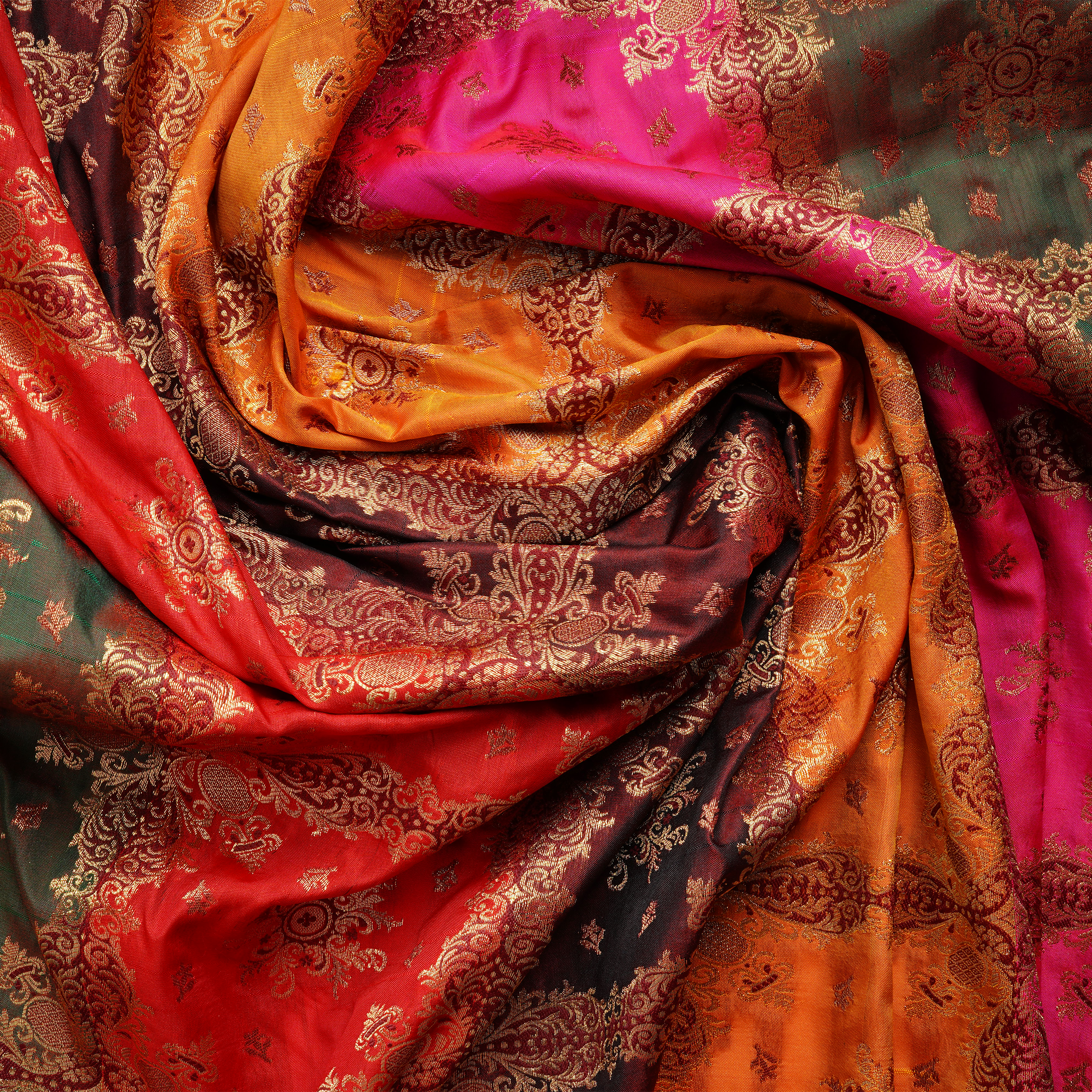 Rang-e-Gul – Lightweight Katan with Floral Zari Work