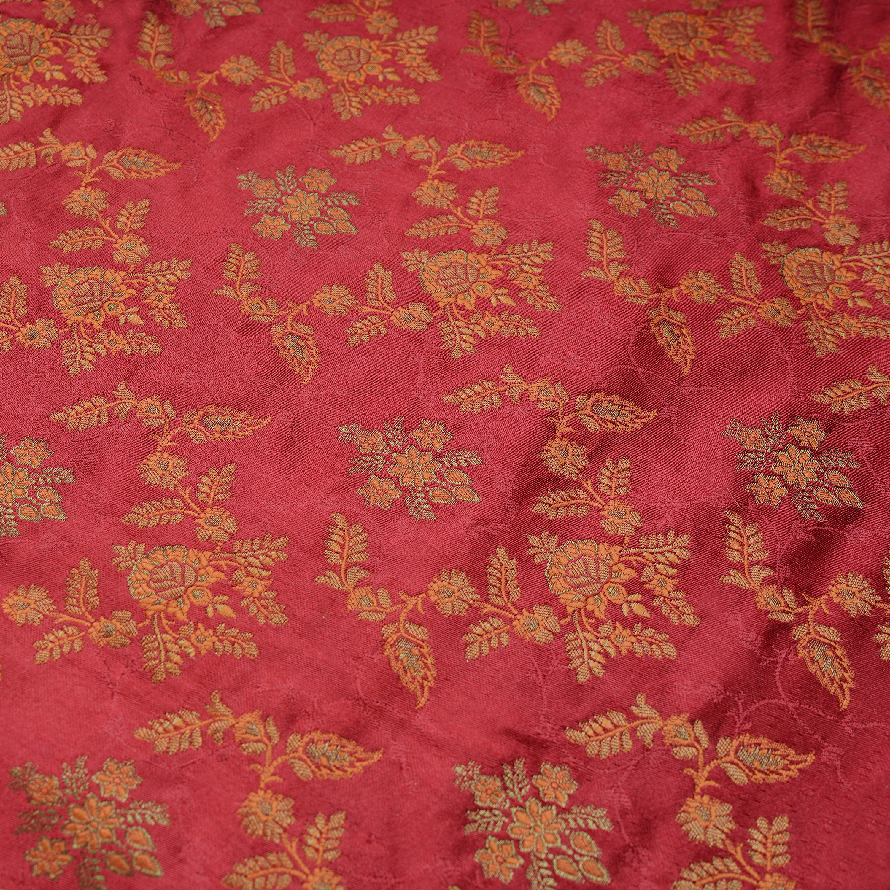 Noor-e-Abrisham – Pure Satin (Yarn Dyed | 3-Color Thread | Golden Zari)