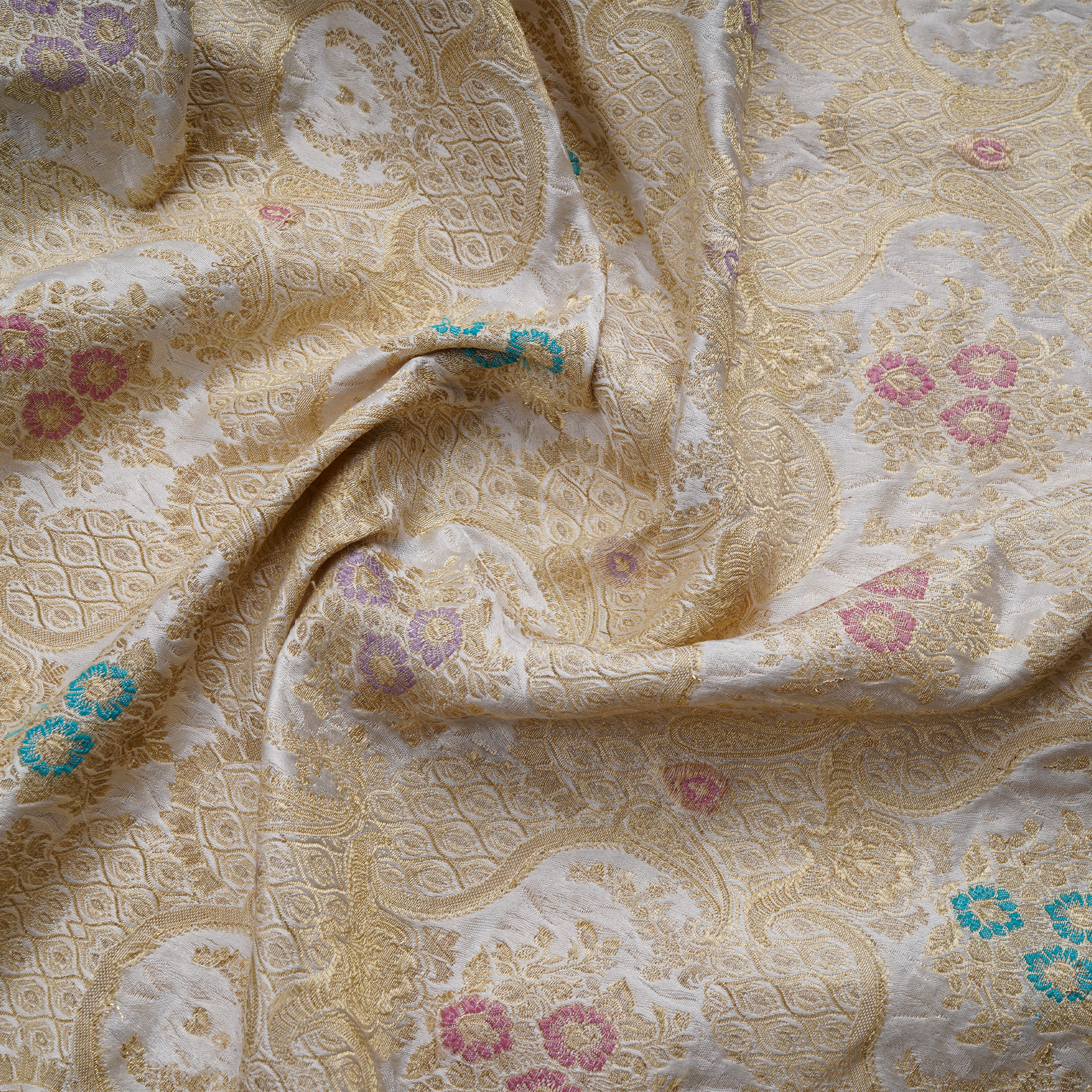 Baad-e-Nasim – Pure Katan Satin (5-Color Thread | Mughal Pattern with Golden Zari)