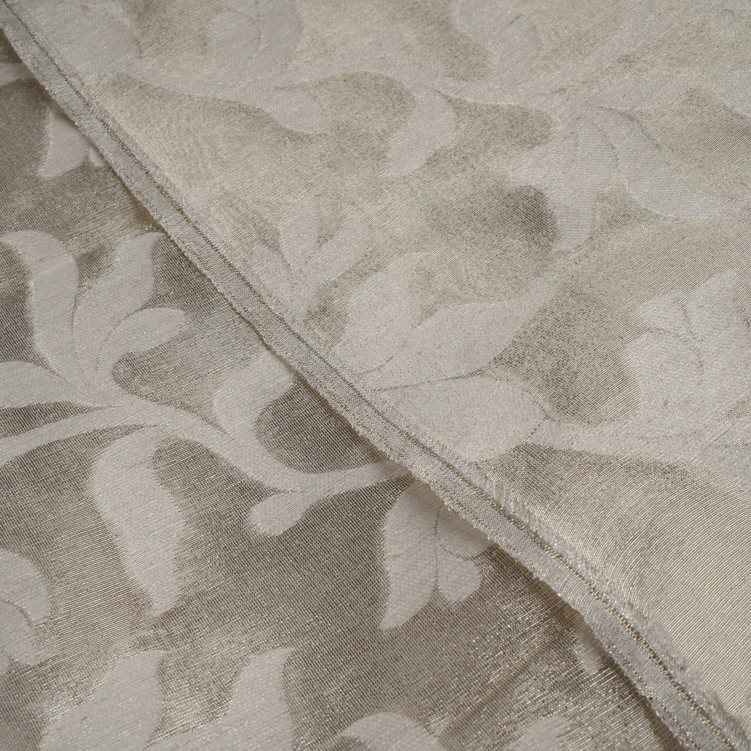 Afsana – Pure Tissue Karandi with Golden & Silver Zari