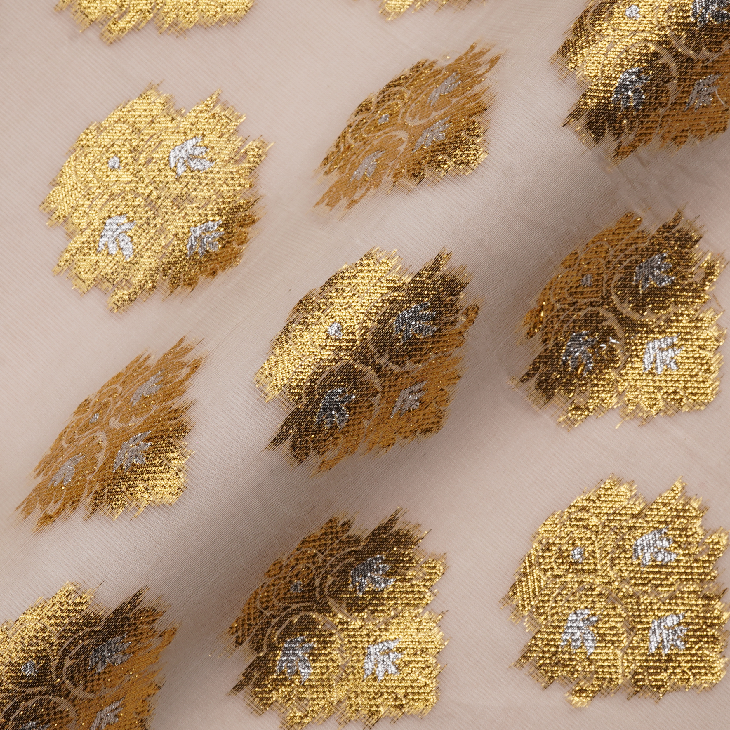 Noor-e-Bahar – Pure Jamdani with Mughal Buti