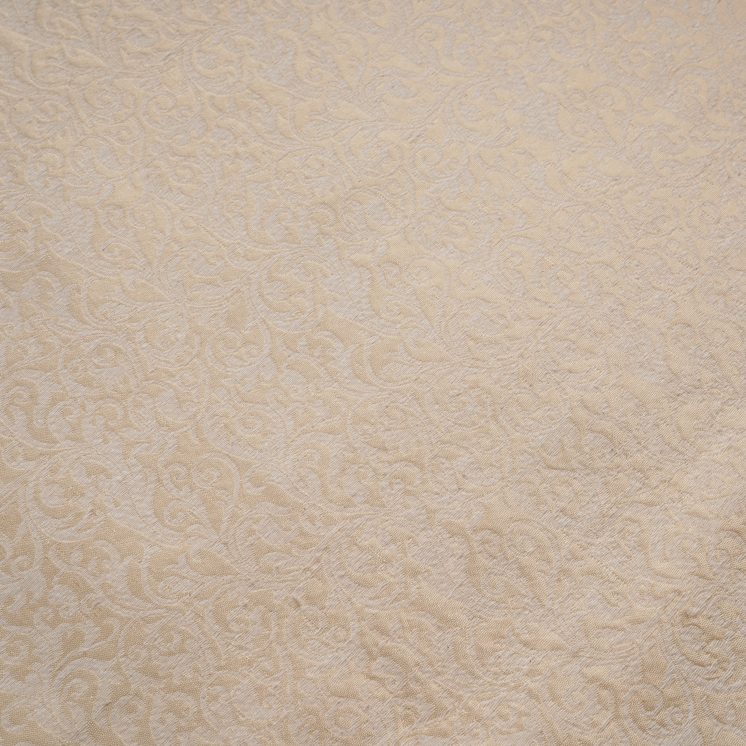 Mahrukh – Karandi Jamawar Fabric