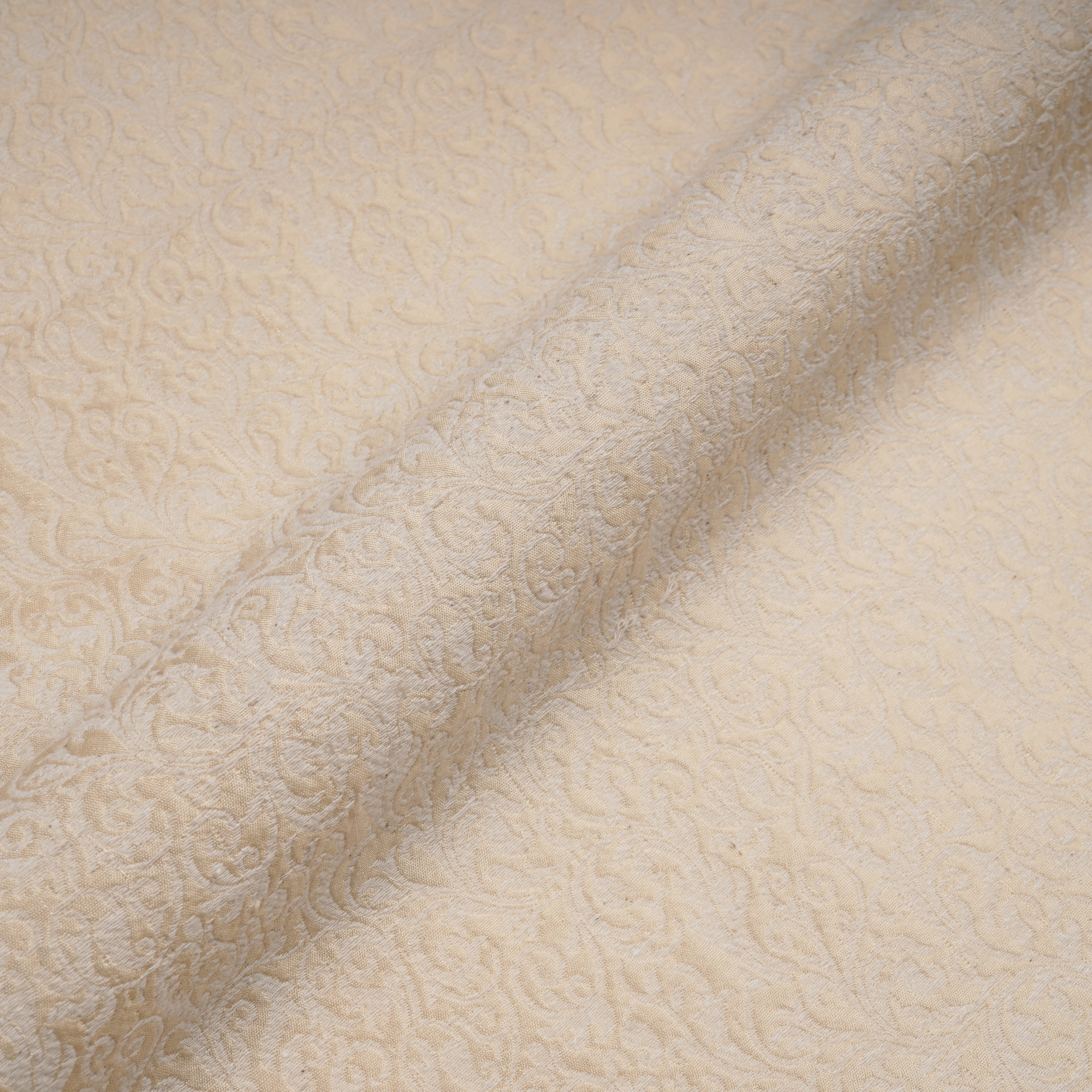 Mahrukh – Karandi Jamawar Fabric