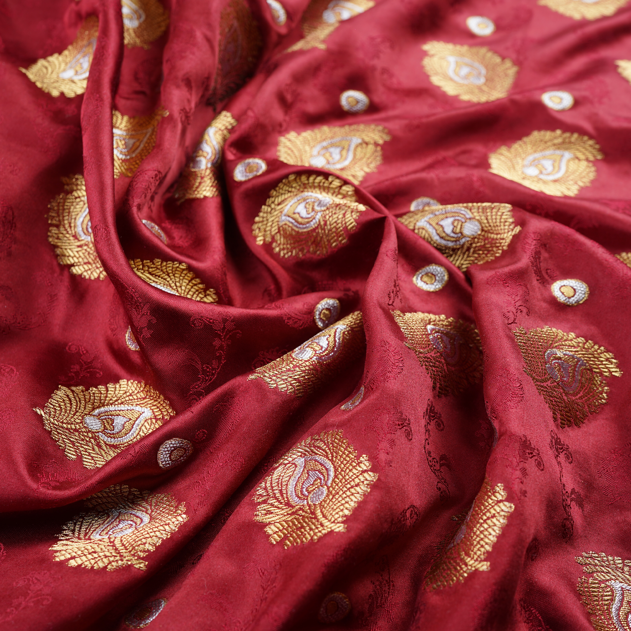 Morjaal – Self Jamawar Katan Satin with Peacock Feather Buti