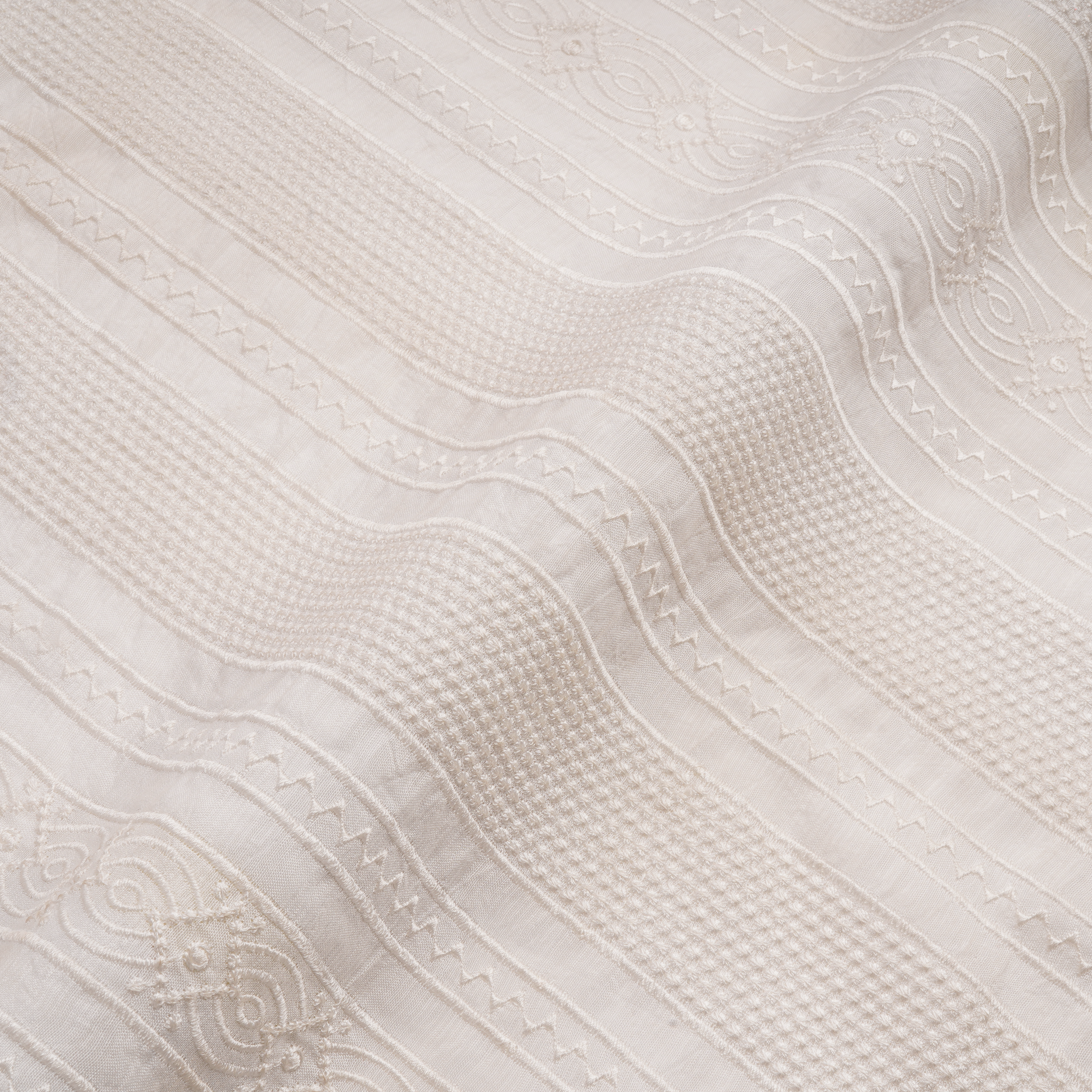 Kohsar – PK Raw Silk Fabric with Embroidery