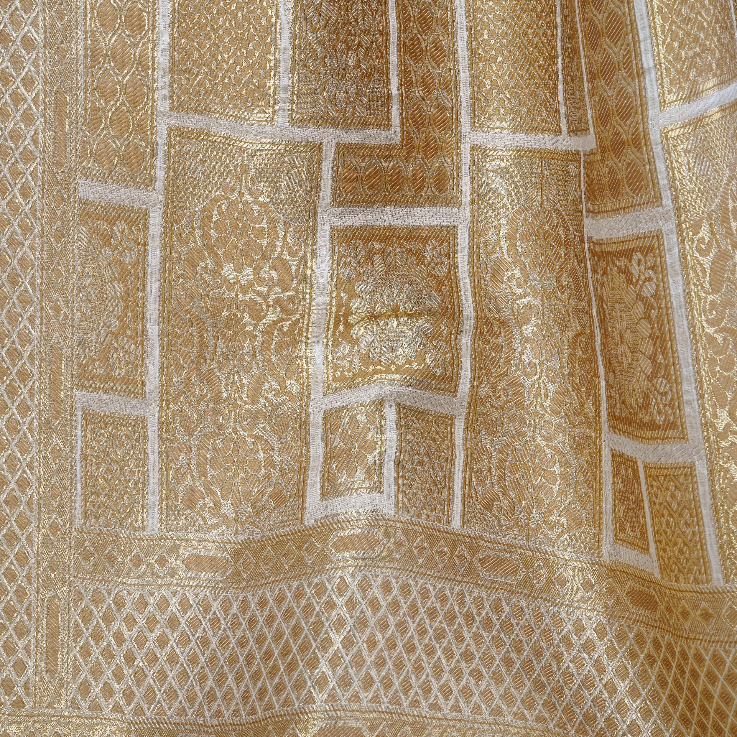 Kaar-e-Nafees – Chiffon Atlas Geometric Dupatta