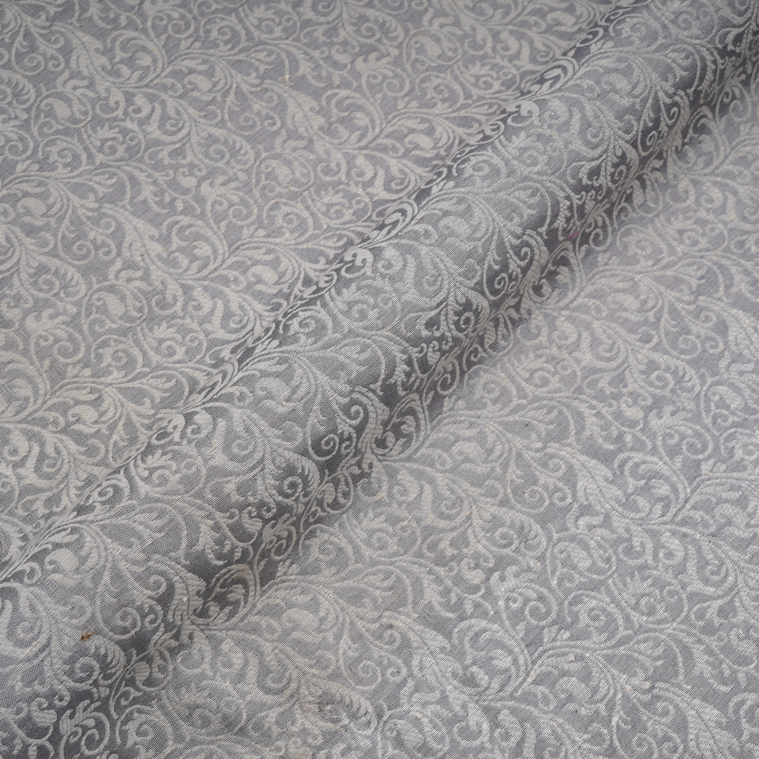 Mehnaz – Karandi Jamawar Fabric