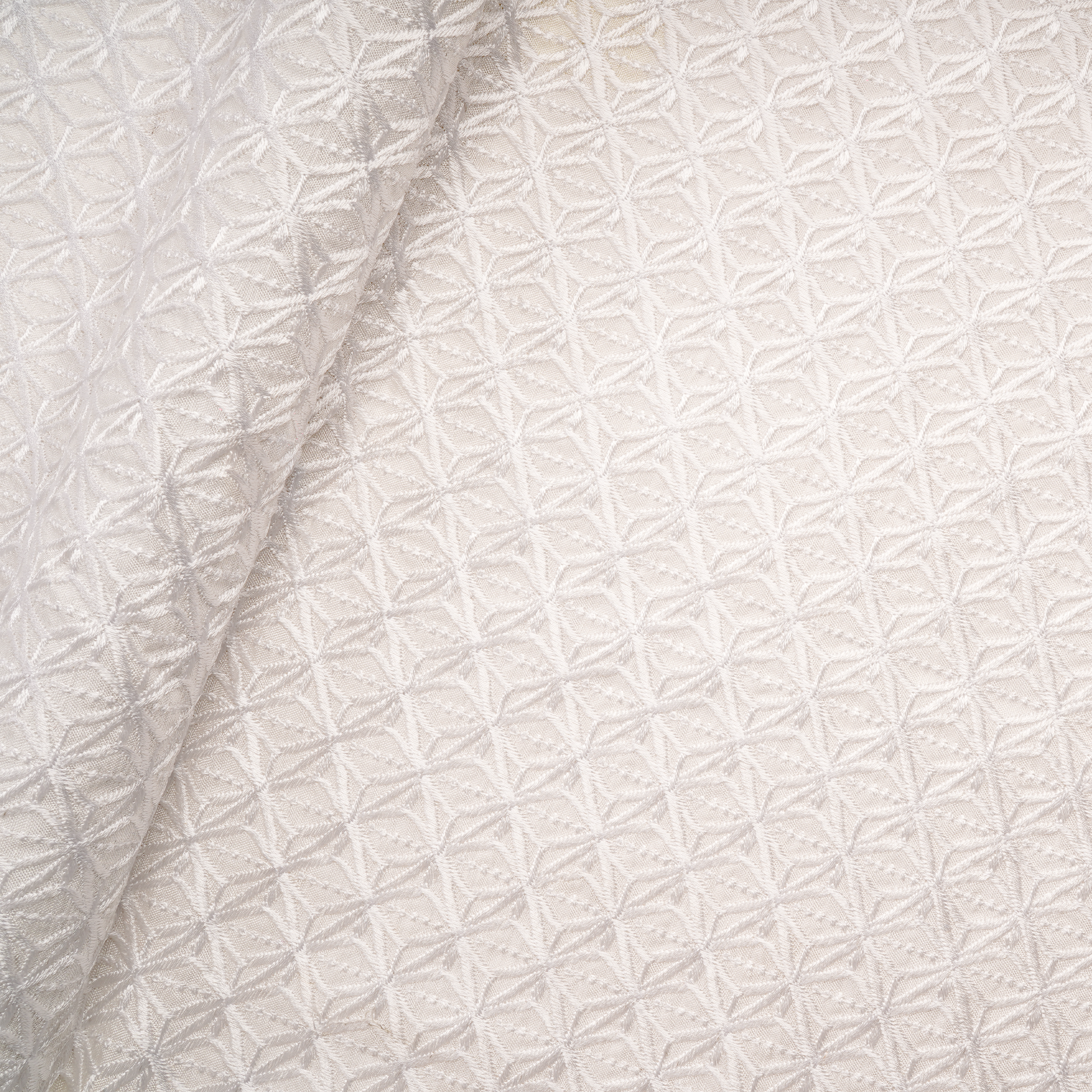 Reshtiyaab – PK Raw Silk Fabric with Embroidery