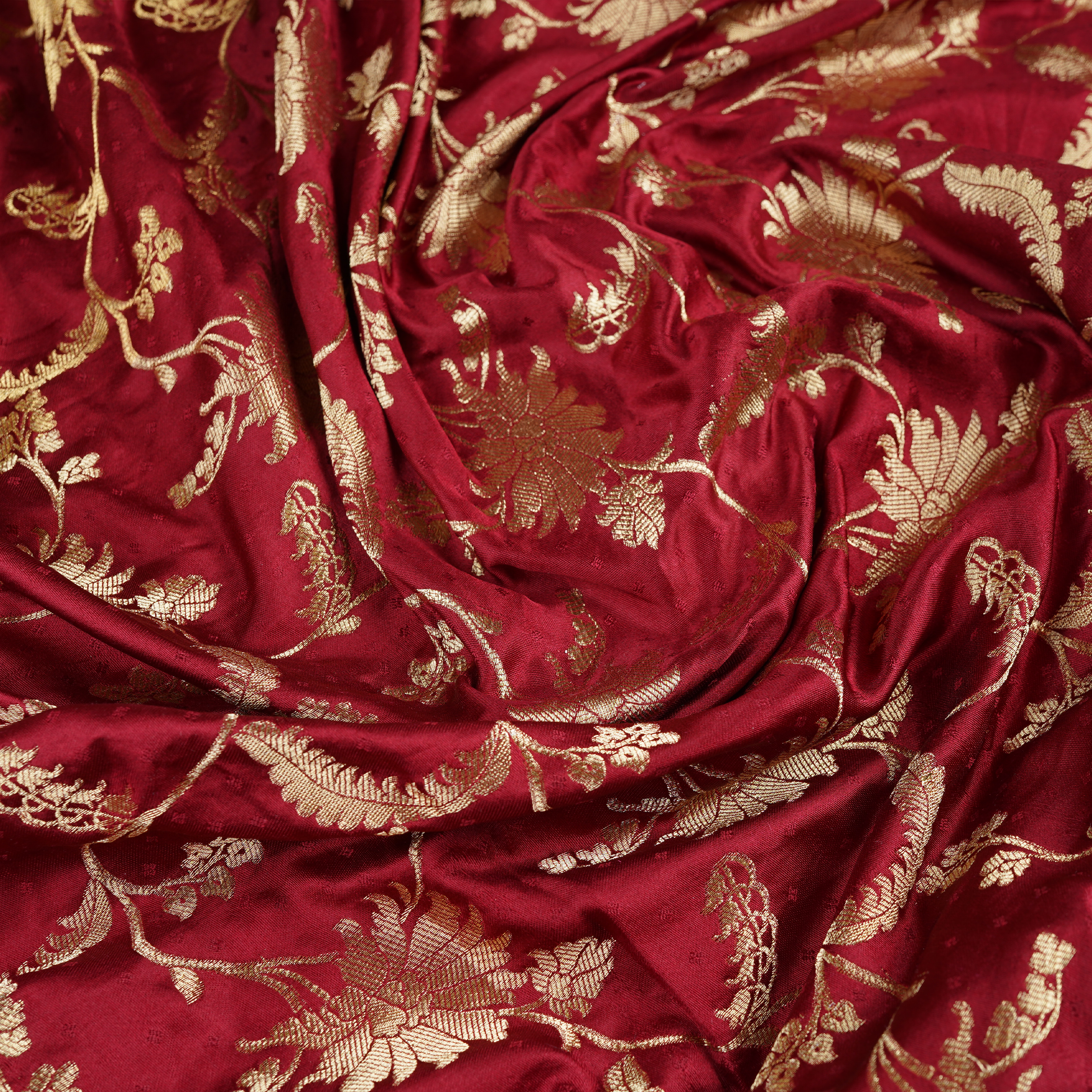 Naqsh-e-Noor – Self Jamawar Katan Satin with Mughal Jaal