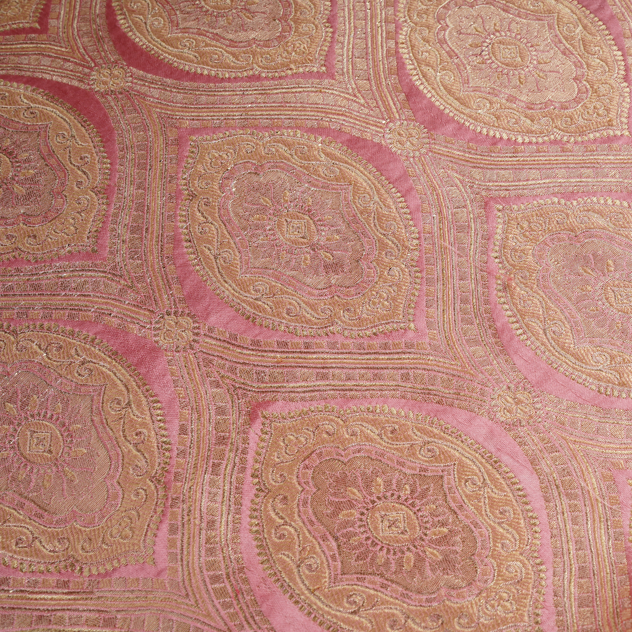 Shaane-e-Mughaliya – Pure Katan Satin