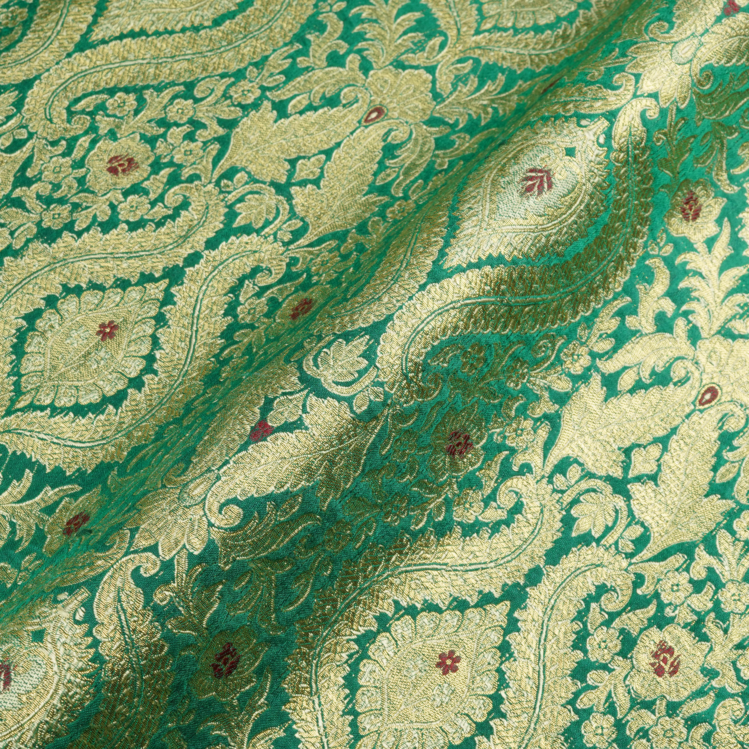 Rang-e-Mughal – Satin with 4-Color Weave & Mughal Pattern