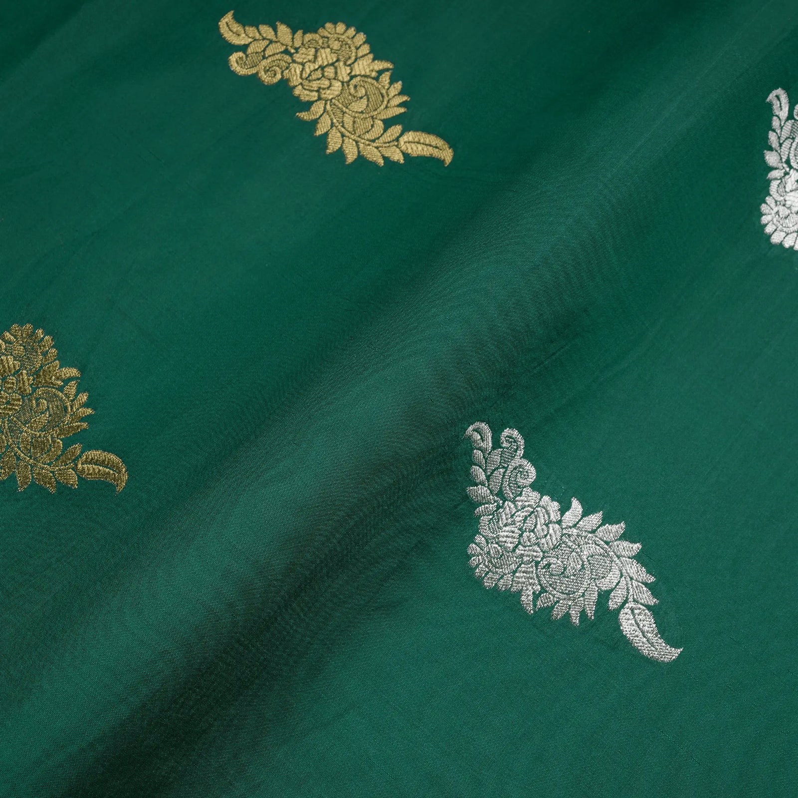 Shehnazir - Blended Katan Silk with Mughal Bunch::Zahra Maham