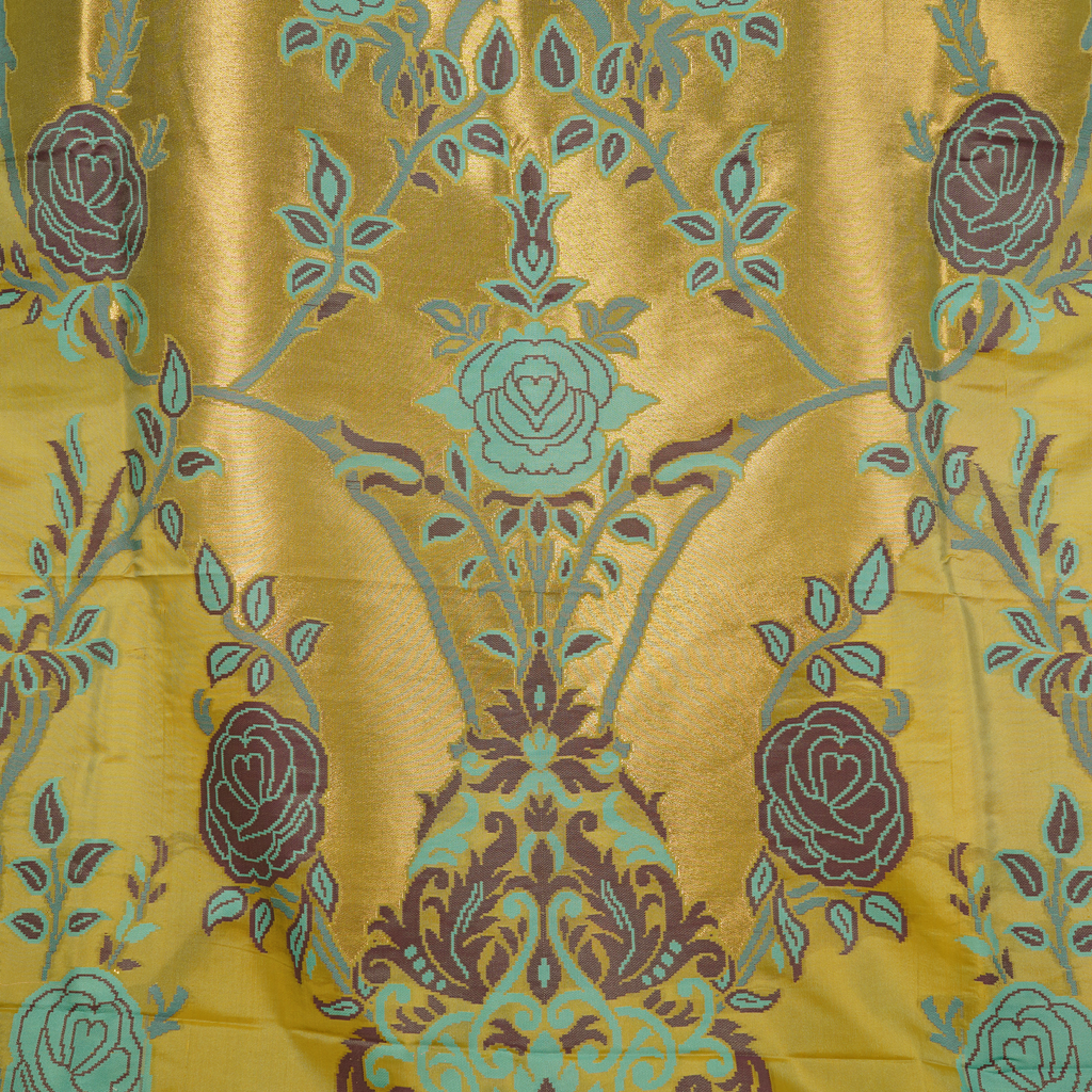 Naqsh-e-Shaahi – Kaani Silk Floral Shawl