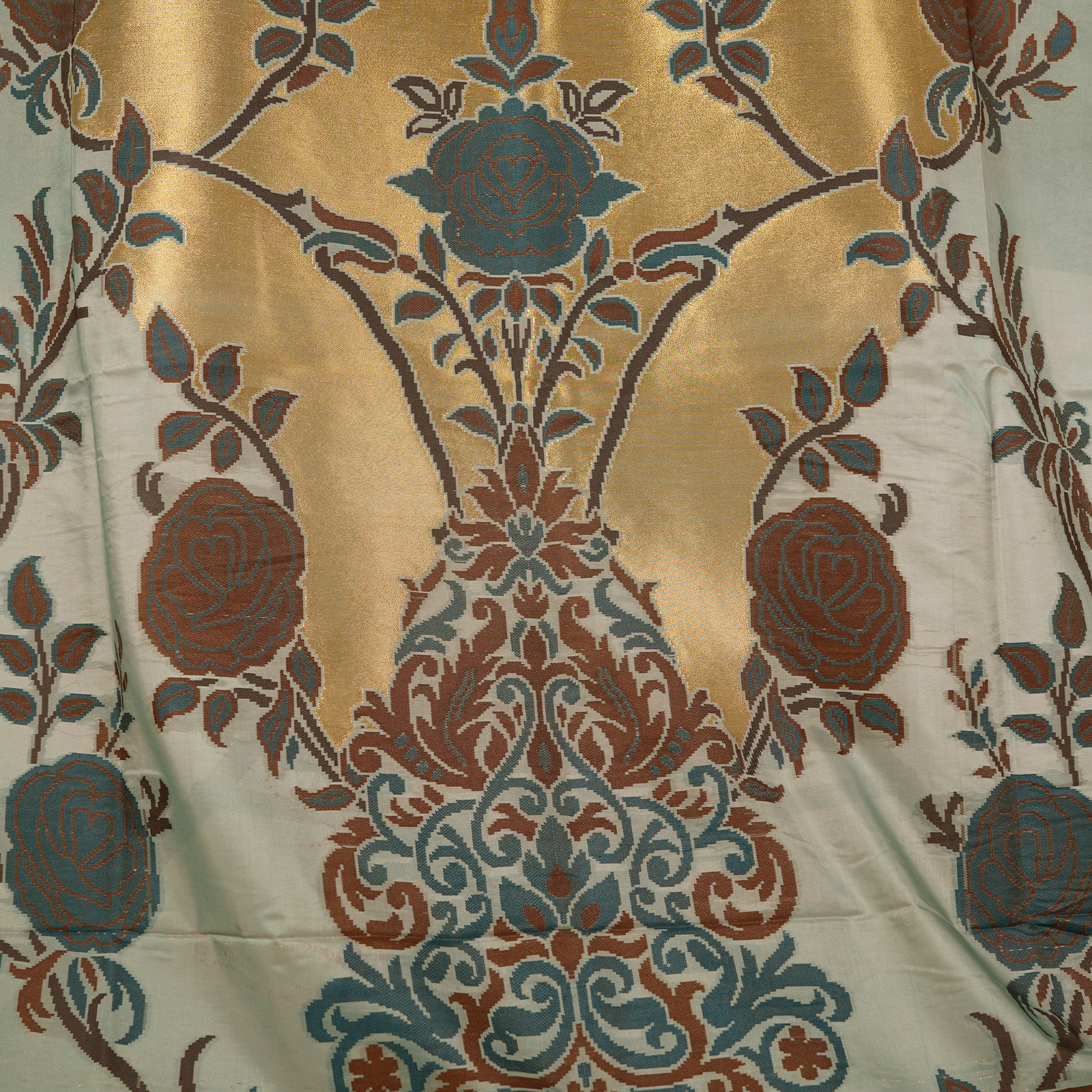 Naqsh-e-Shaahi – Kaani Silk Floral Shawl