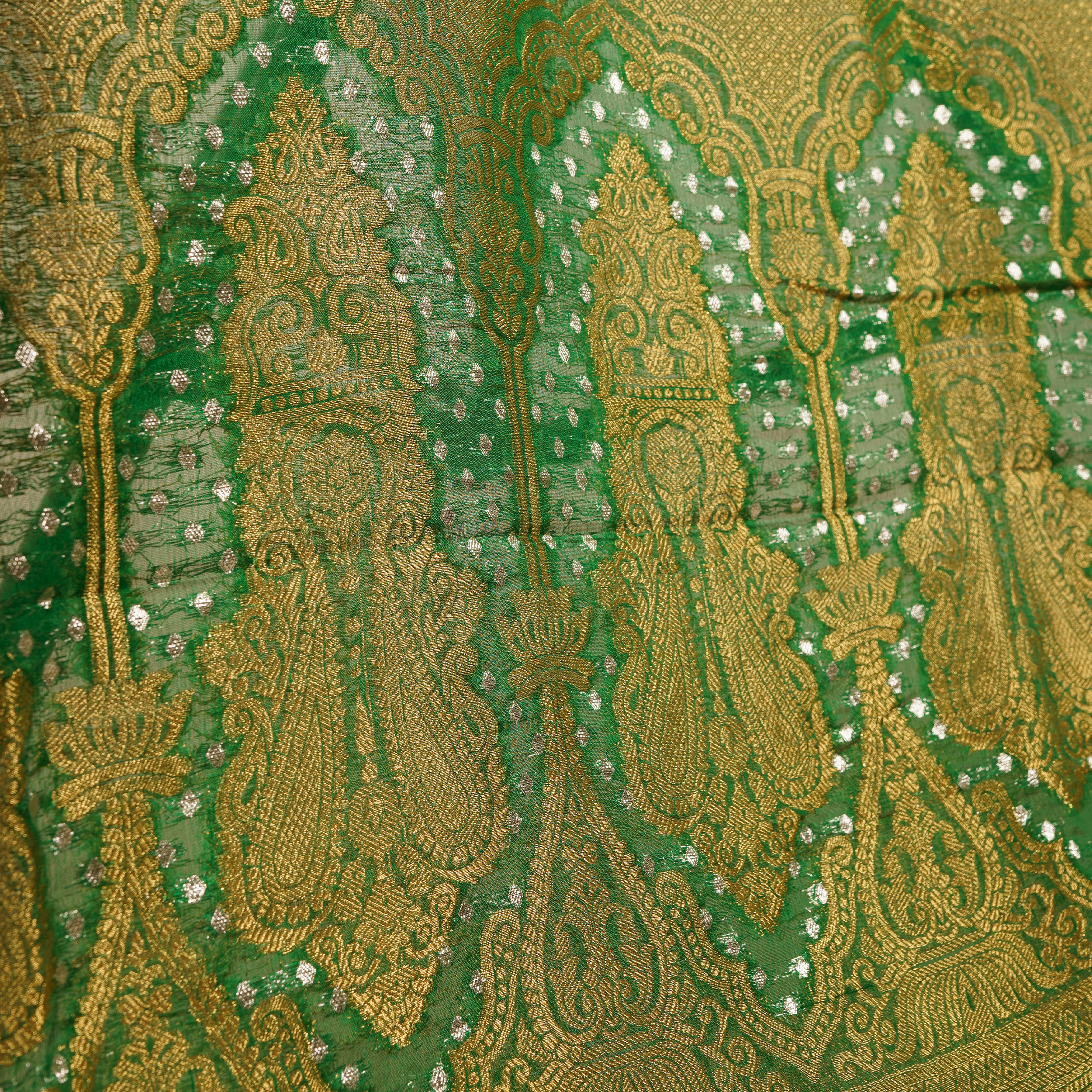 Riwayat (Green) – Pure Chiffon Chunri