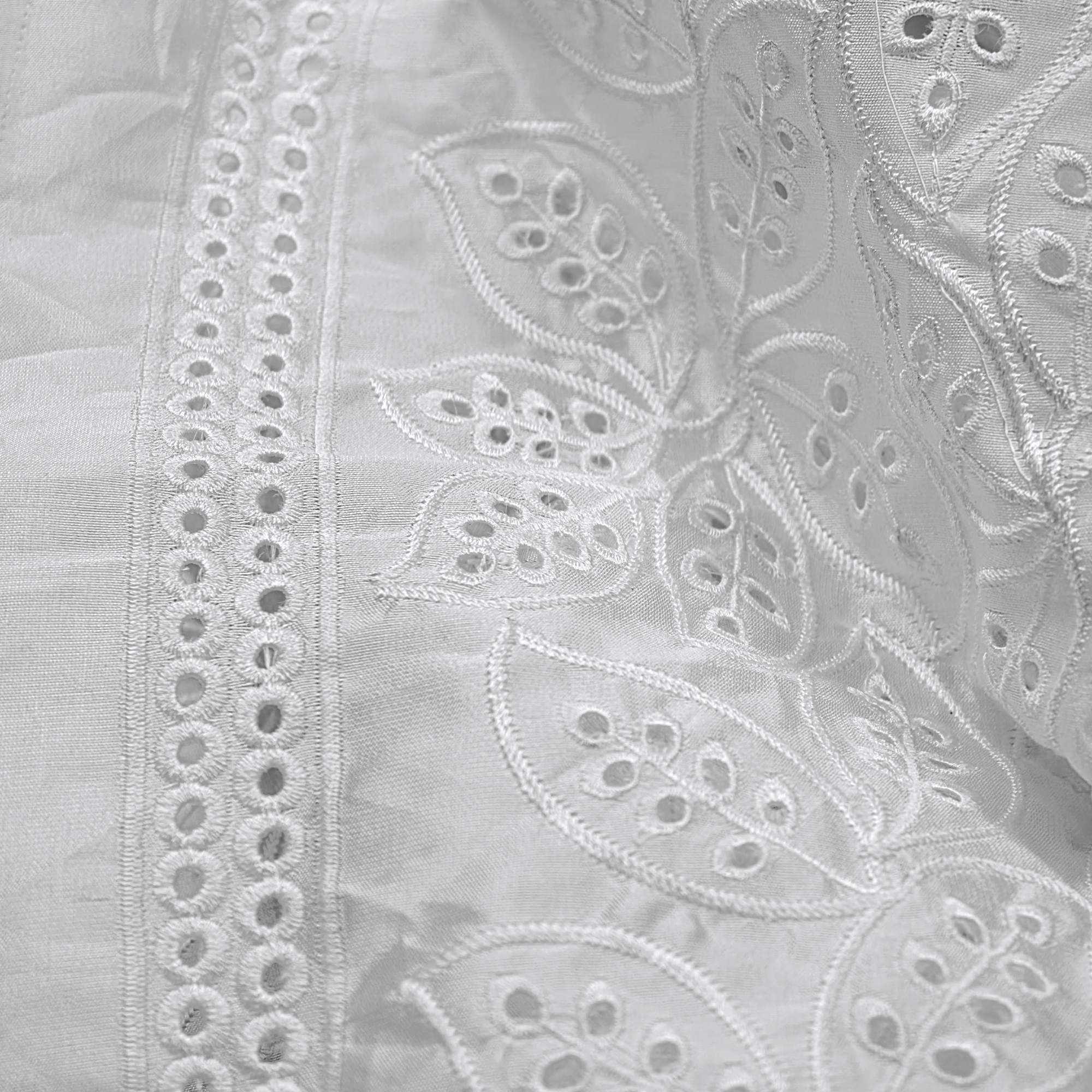 AynaLuxe – Embroidered Sheesha Silk Fabric