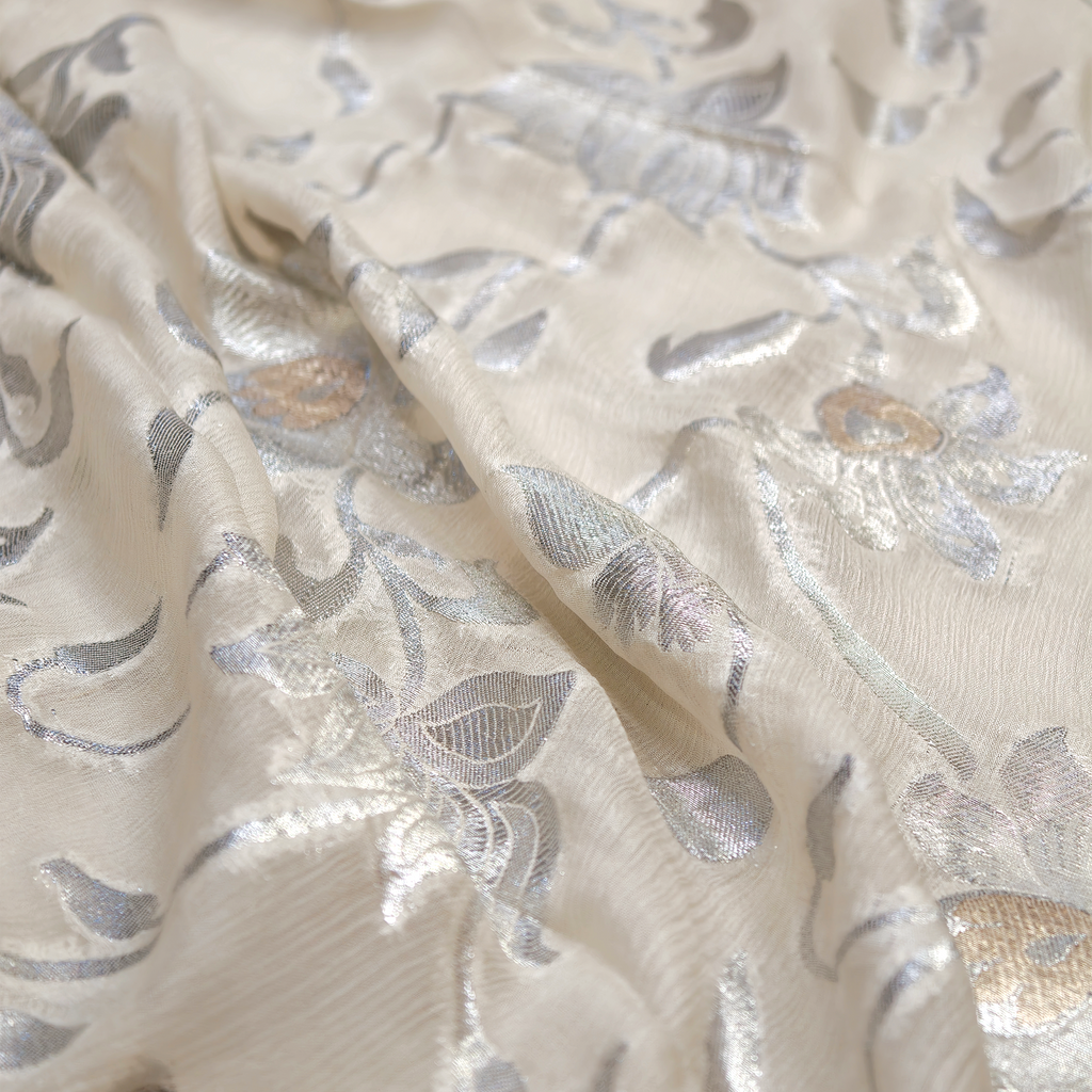 Lune Ivoire — Chandi Gul Bahar (5.5 Yards)