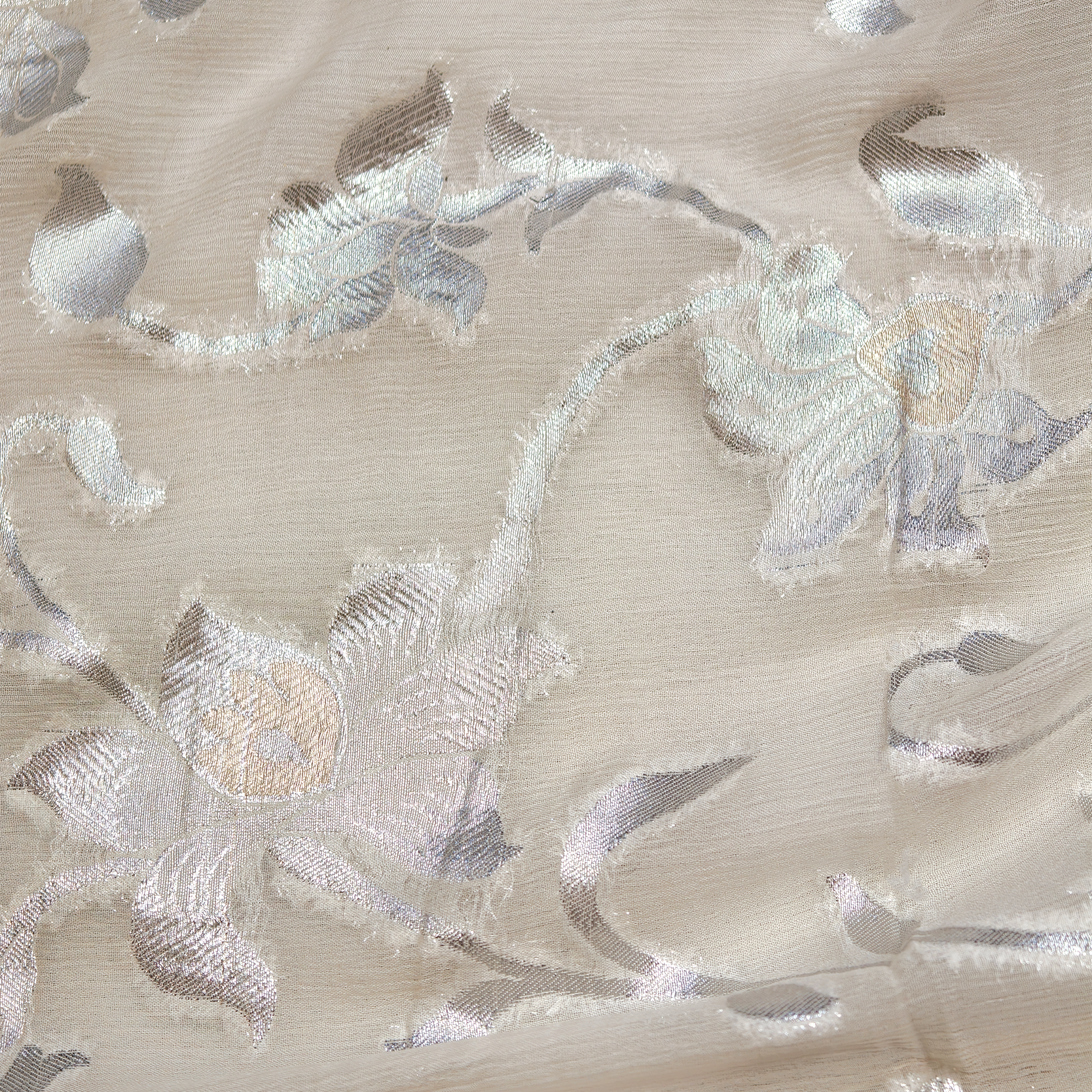 Lune Ivoire — Chandi Gul Bahar (5.5 Yards)