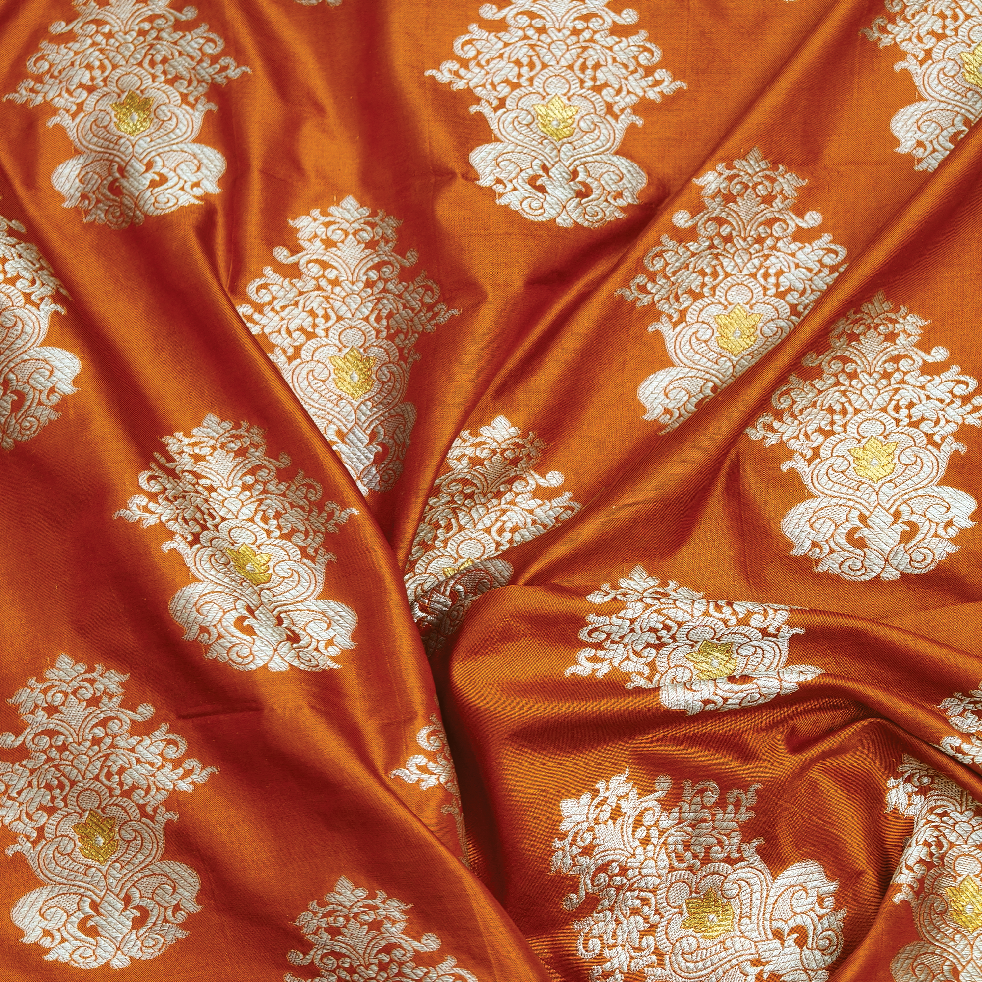 Naaranj Shaan — Pure Katan Silk (3.5 Yards)