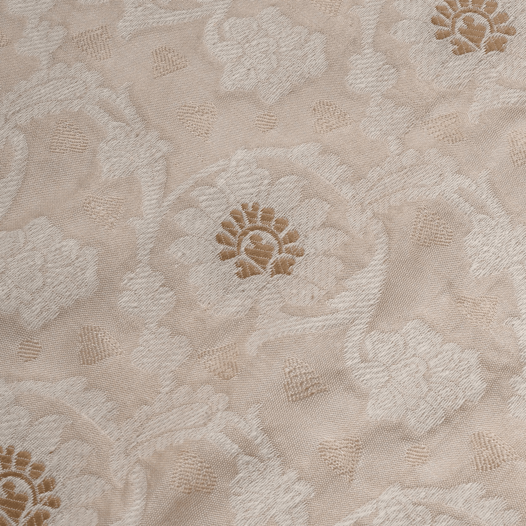Arveen – Karandi Jamawar Fabric - Zahra Maham