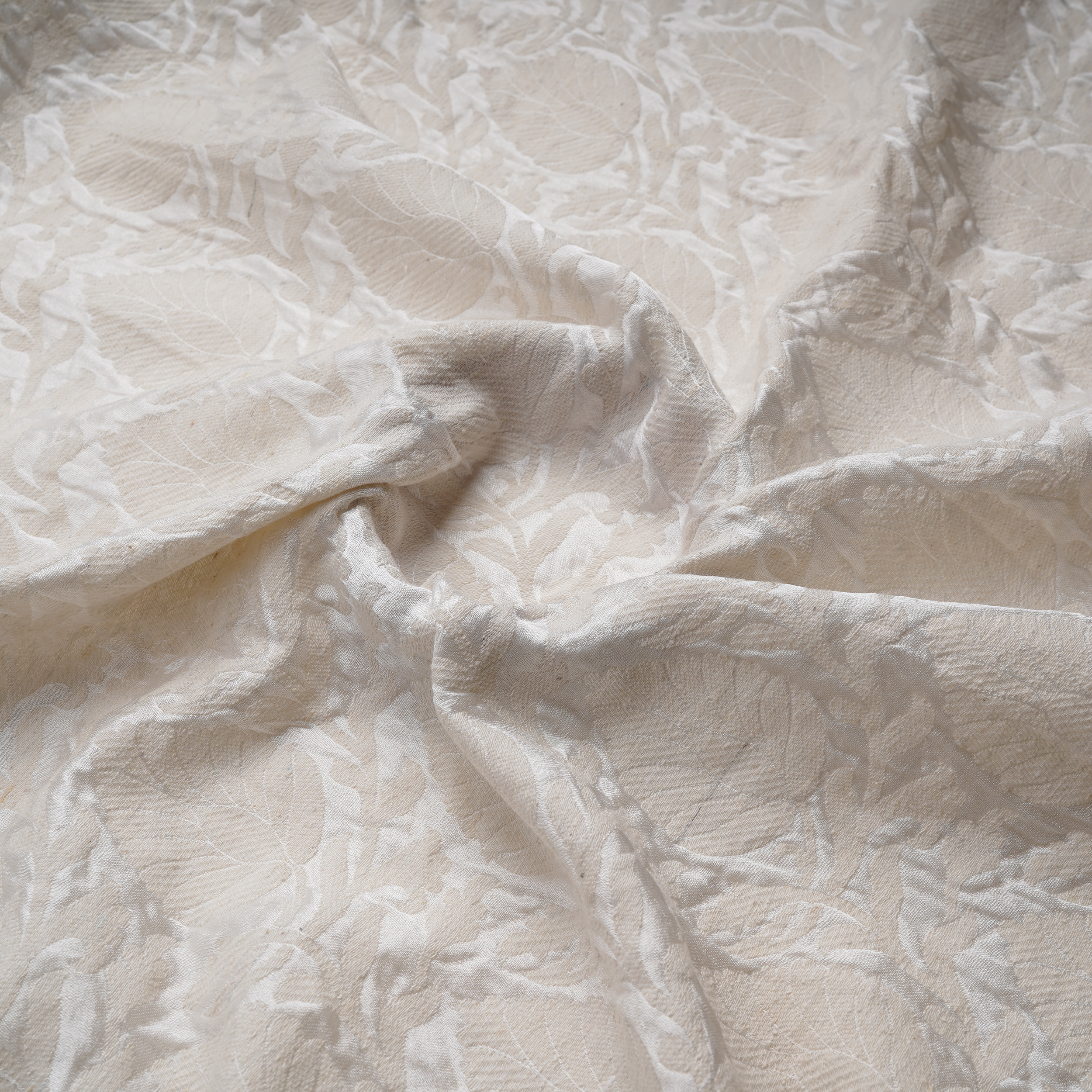 Lazawat – Dyable Karandi Jamawar Fabric