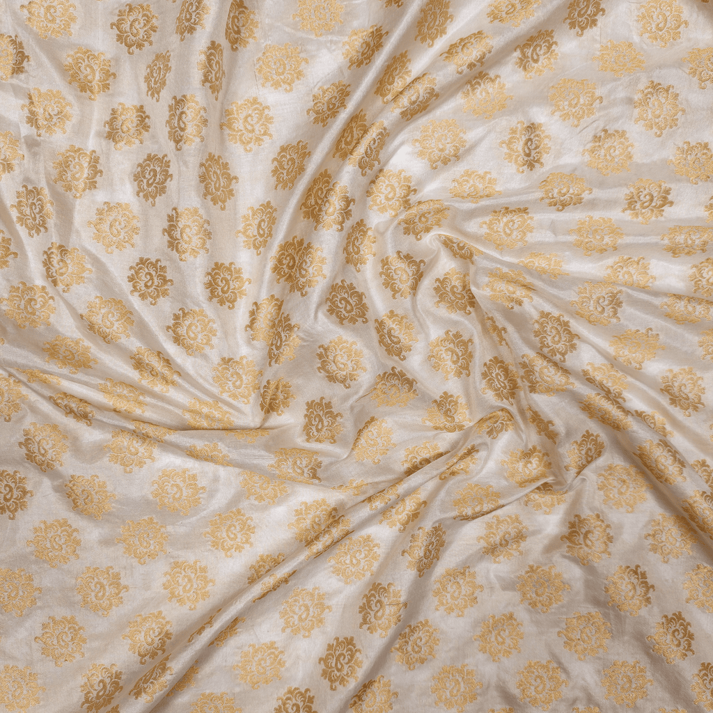Baarish — Pure Katan Silk with Floral Carry Bunch - Zahra Maham