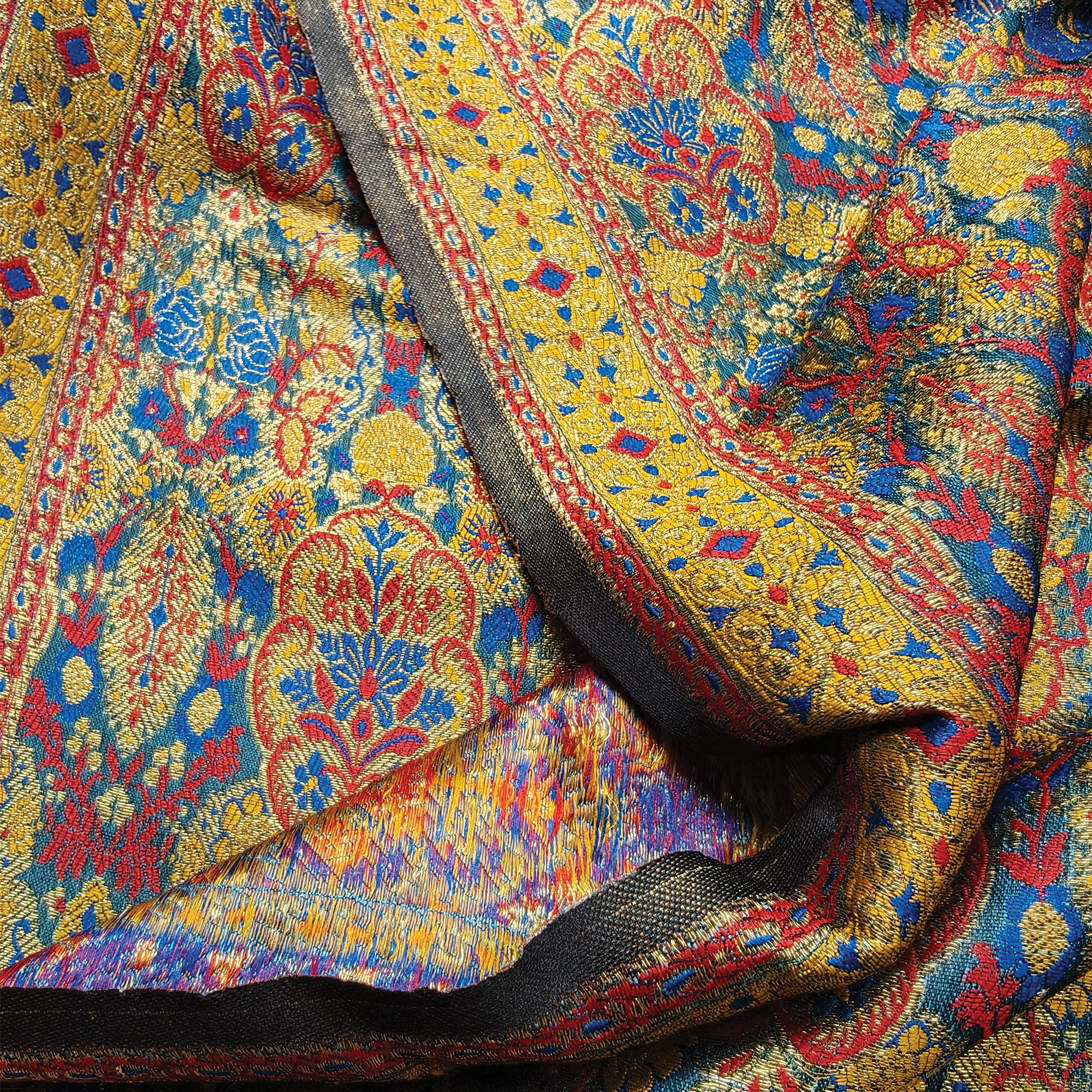 Zar-e-Sultanat – Satin Jamawar Kamkhwab with Mughal Art Borders