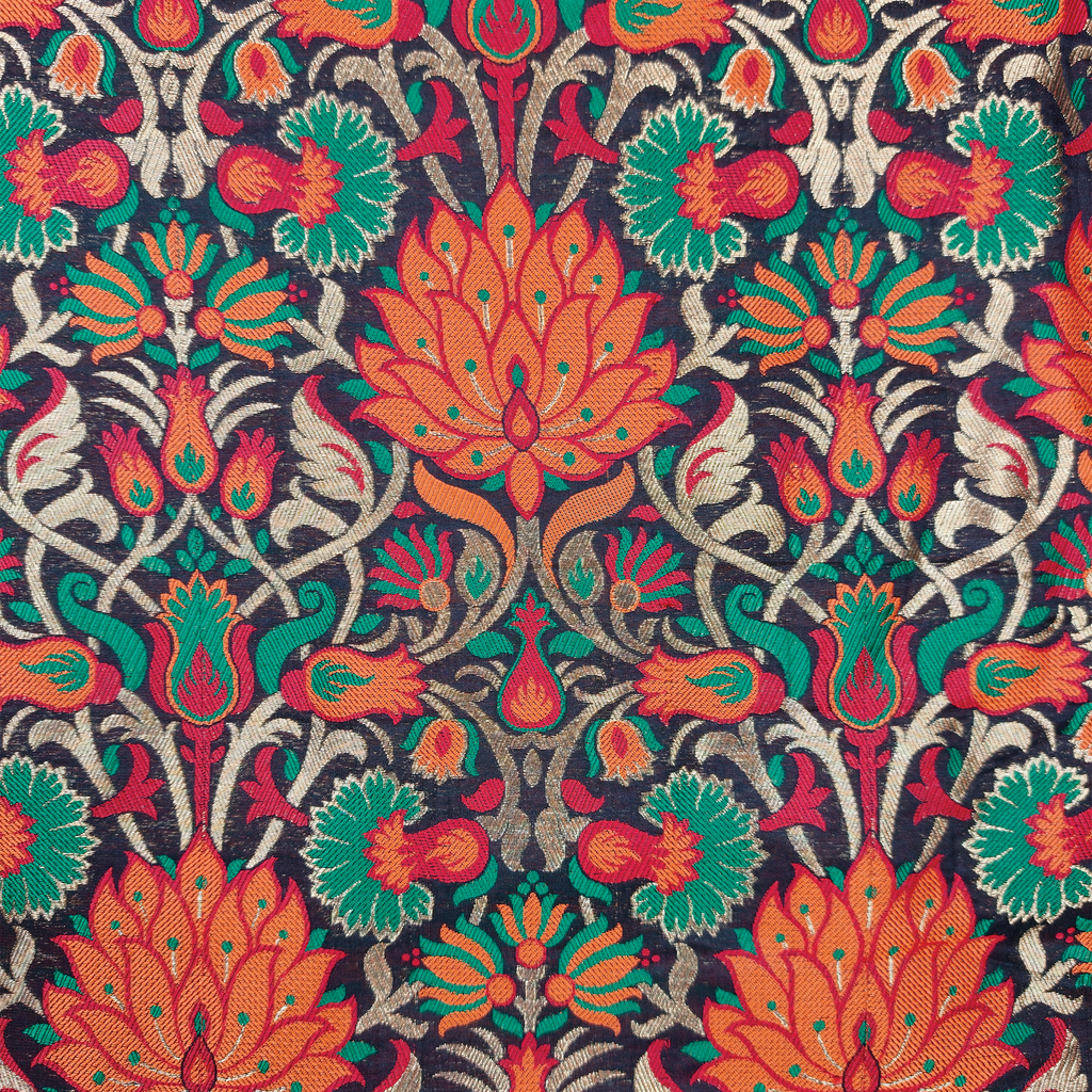 Lalzar-e-Gul – Satin Jamawar Kamkhwab with Floral Art Borders