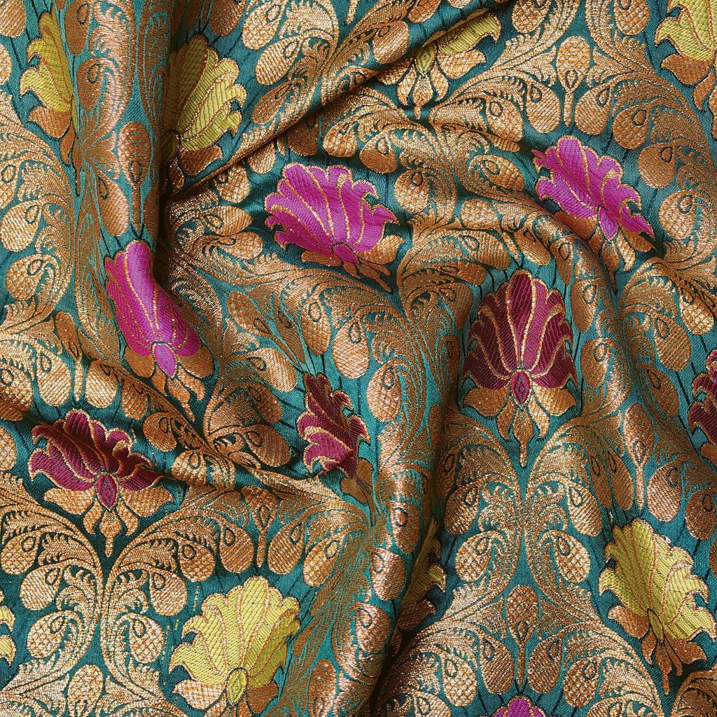 Nashkaar Kamkhwab – Satin Kamkhwab Mughal Floral Jaal
