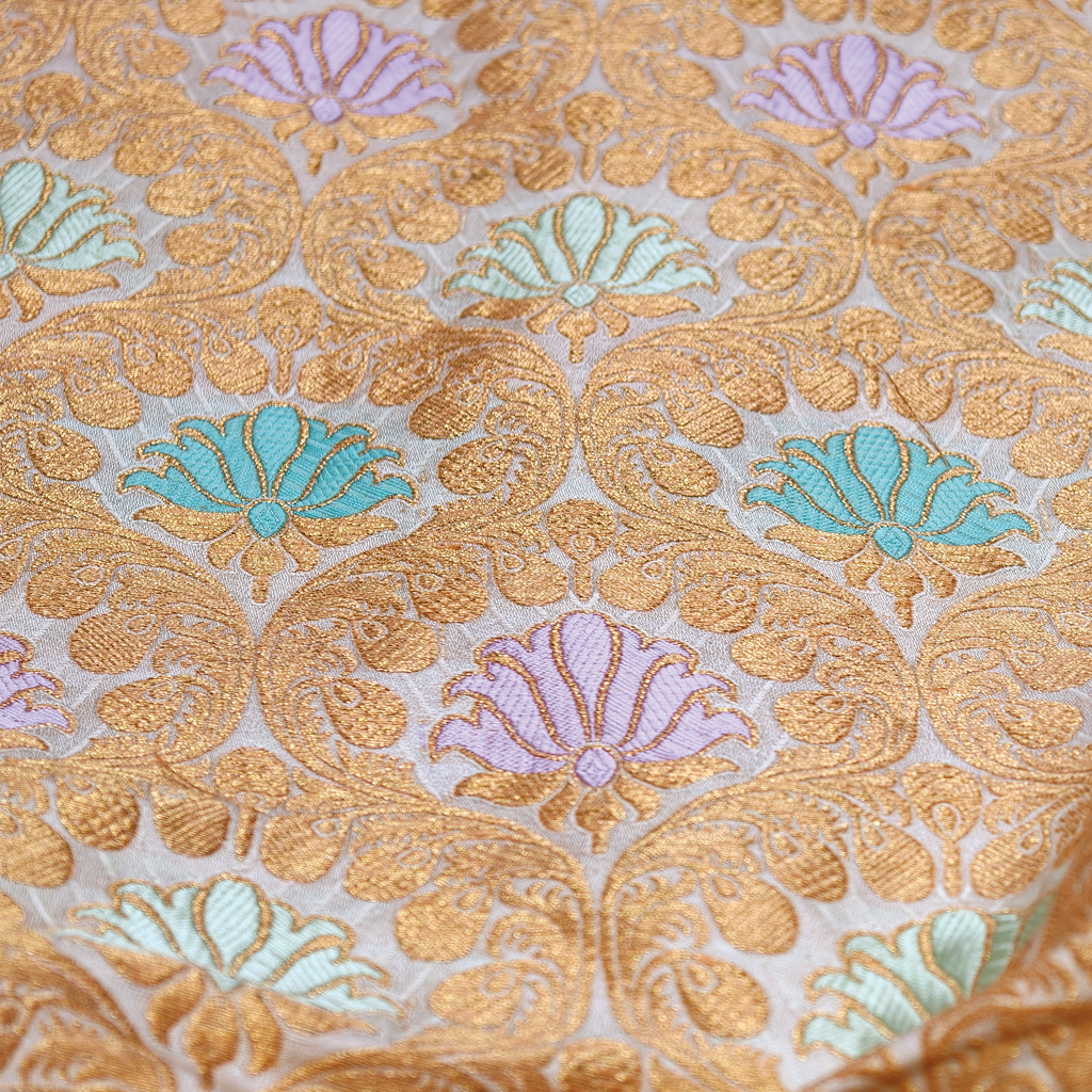 Nashkaar Kamkhwab – Satin Kamkhwab Mughal Floral Jaal
