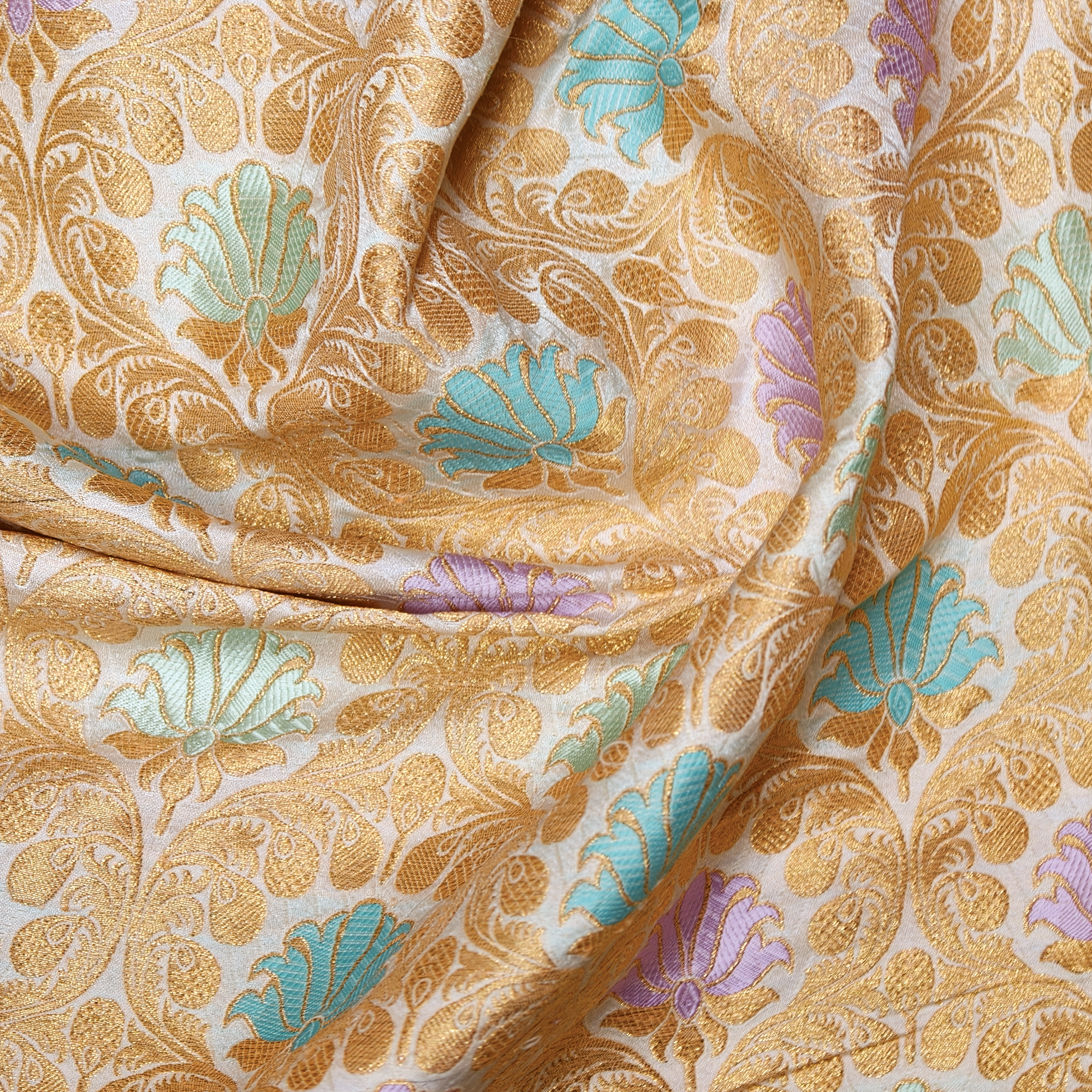 Nashkaar Kamkhwab – Satin Kamkhwab Mughal Floral Jaal