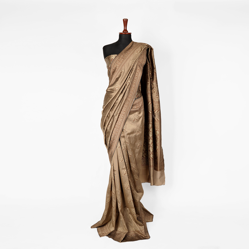 'Parizad' – Peacock Bunch & Pattern Border Saree