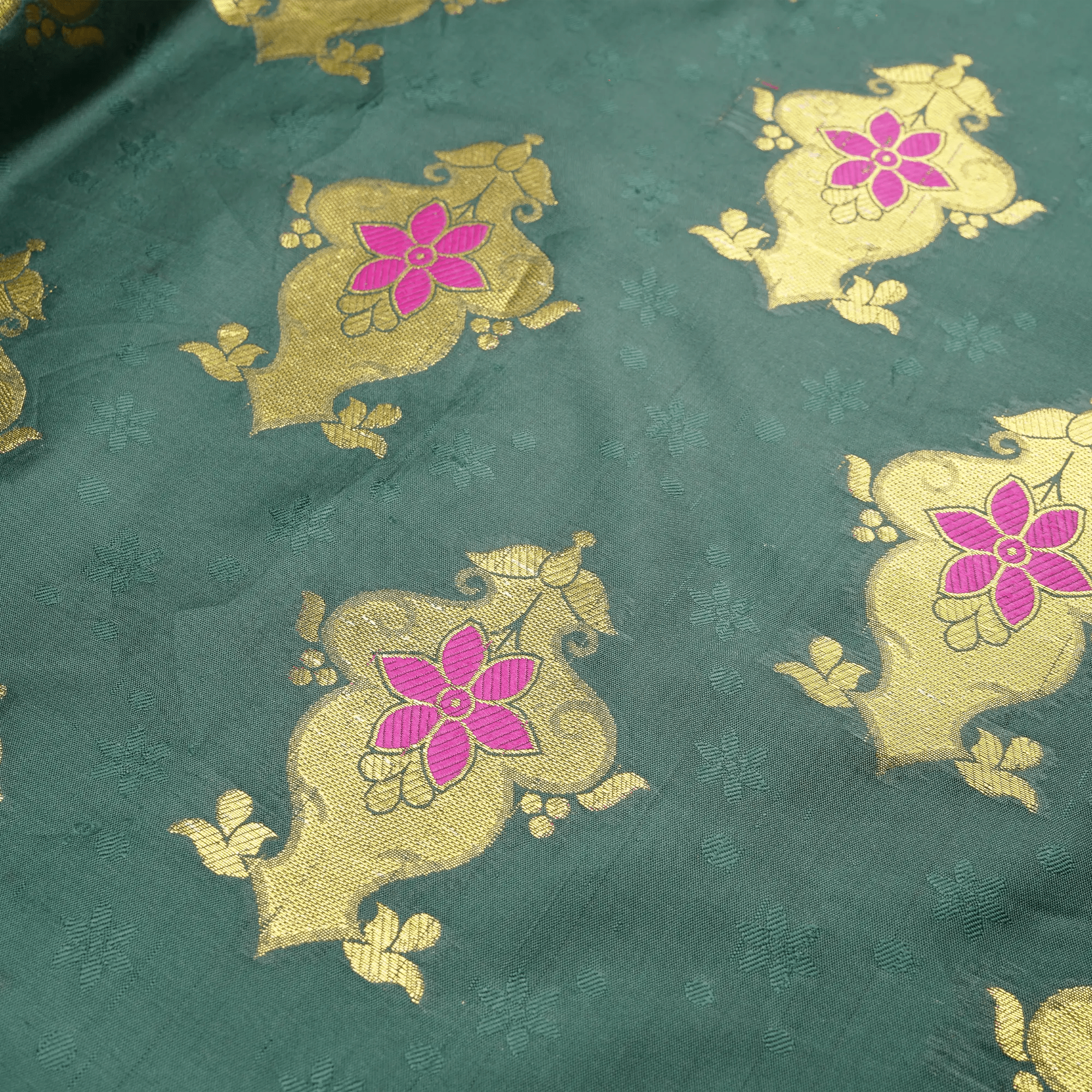 Fasana – Self Jamawar Blended Katan Silk with Mughal Bunch Pattern - Zahra Maham