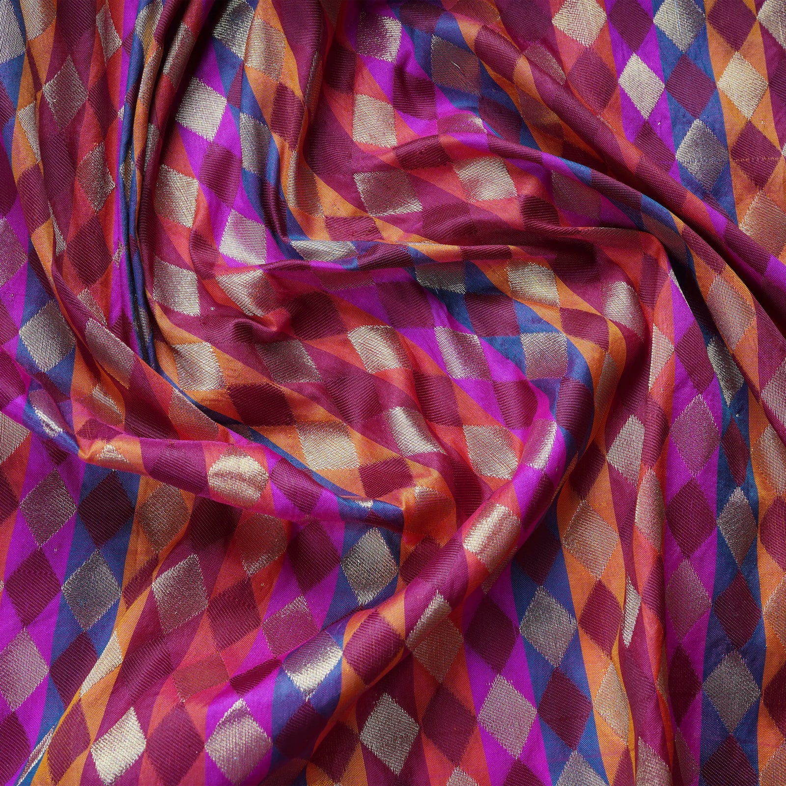Rhombus Multi Light-Weight Poth::Zahra Maham