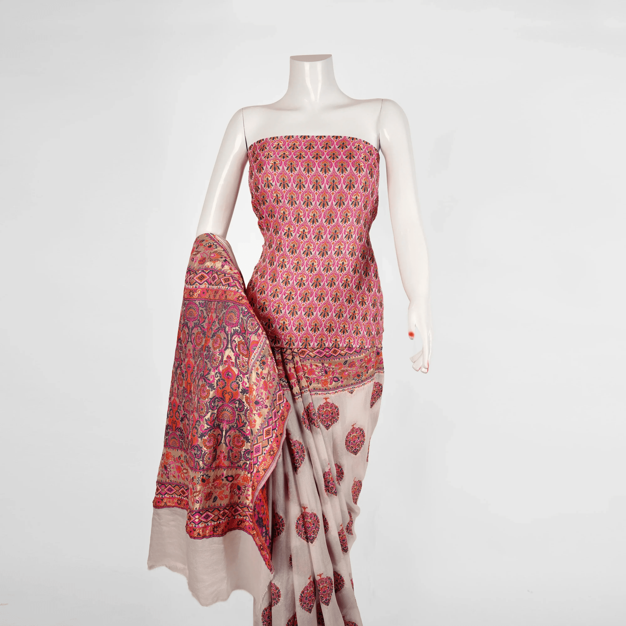 'Gulpash' Chiffon Kamkhwab Saree - Zahra Maham
