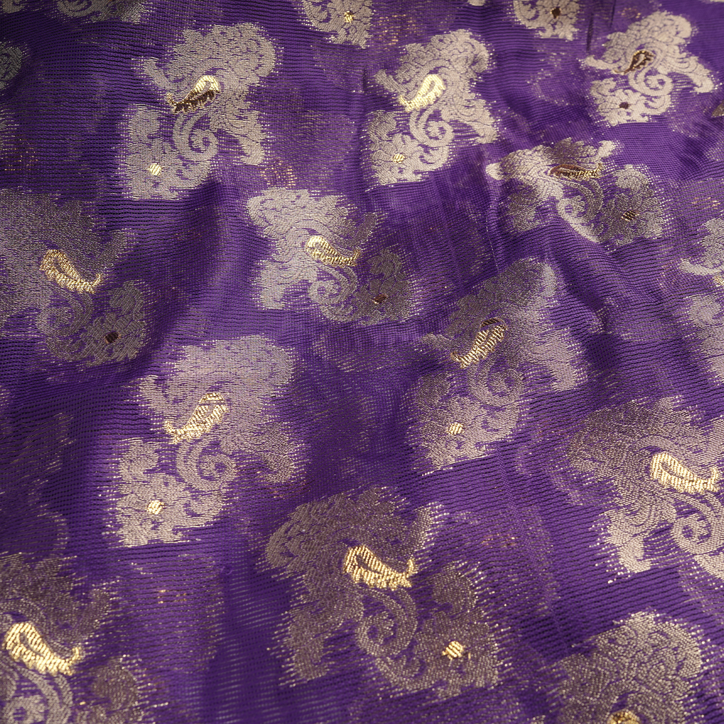 Mahveen – Loom Net Fabric with Golden Zari Bunch