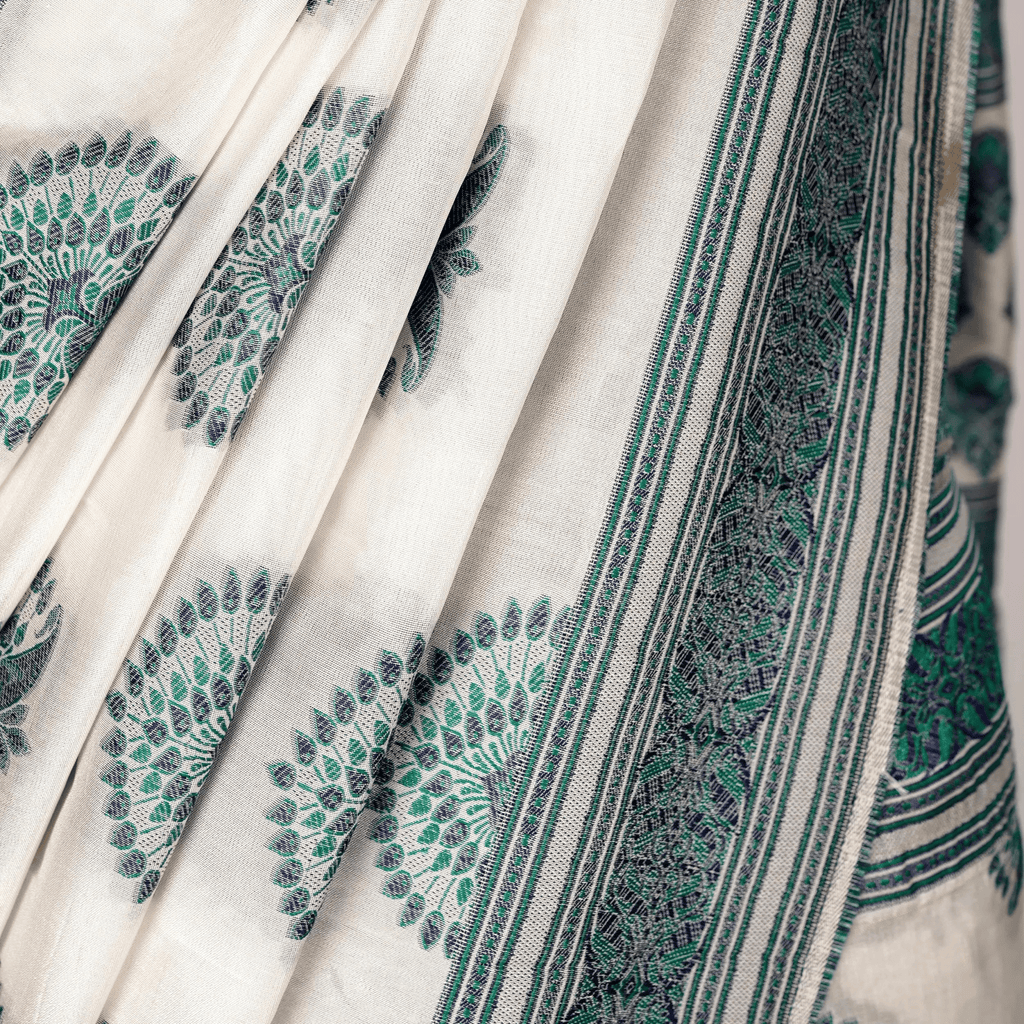 'Hania' – Peacock Bunch & Pattern Border Saree - Zahra Maham
