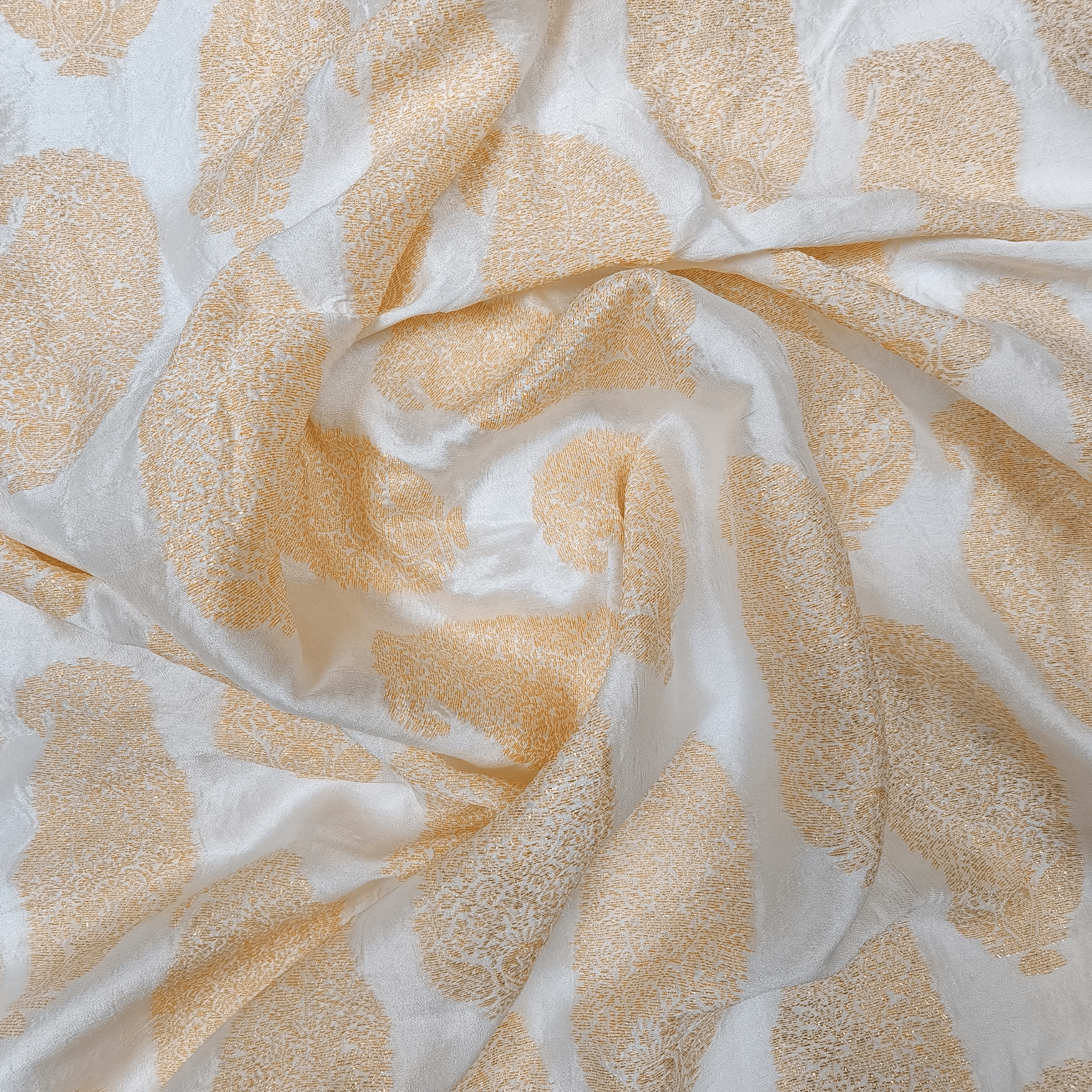 Hoor-e-Zari - Pure White Silk with Kundan Zari Art - Zahra Maham