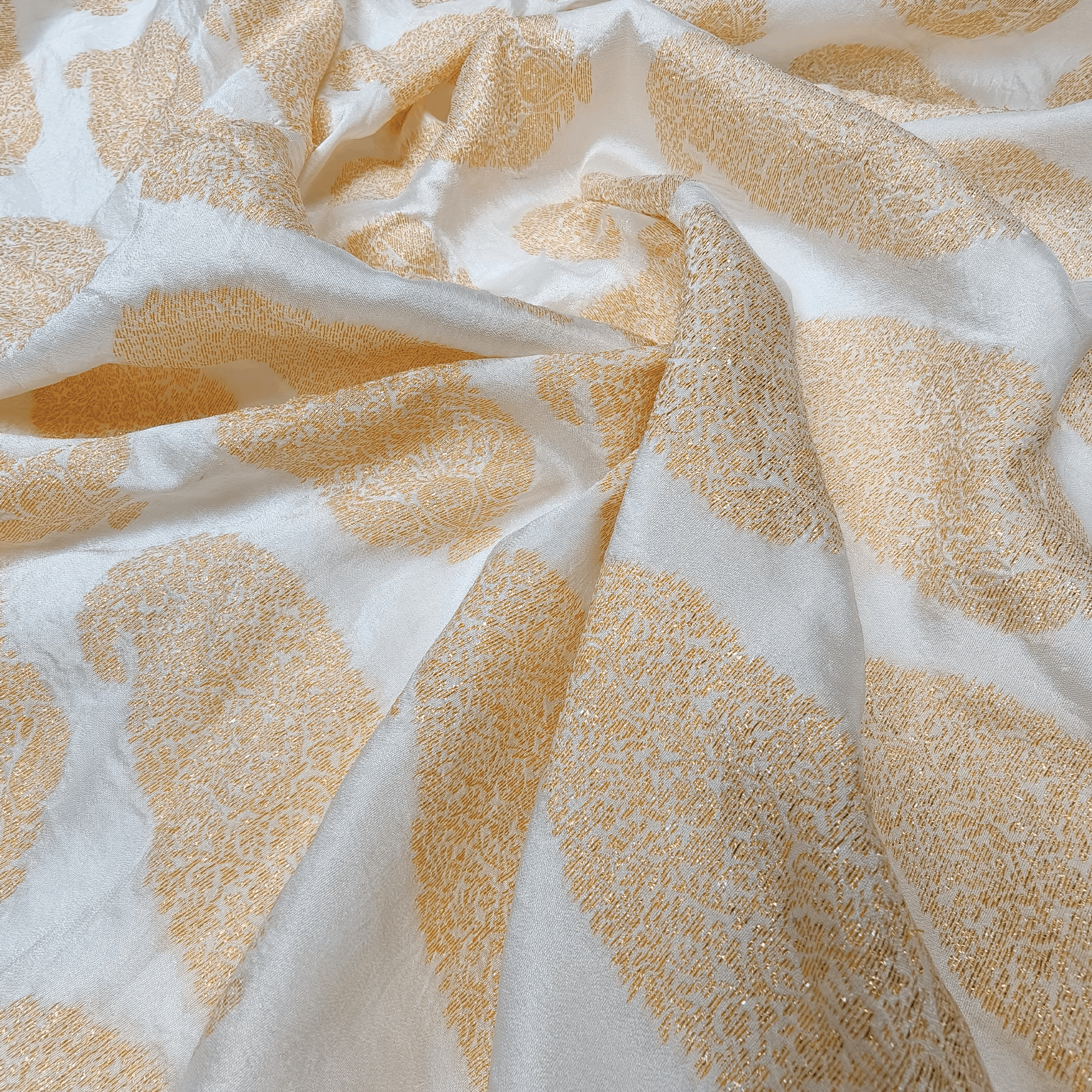 Hoor-e-Zari - Pure White Silk with Kundan Zari Art - Zahra Maham