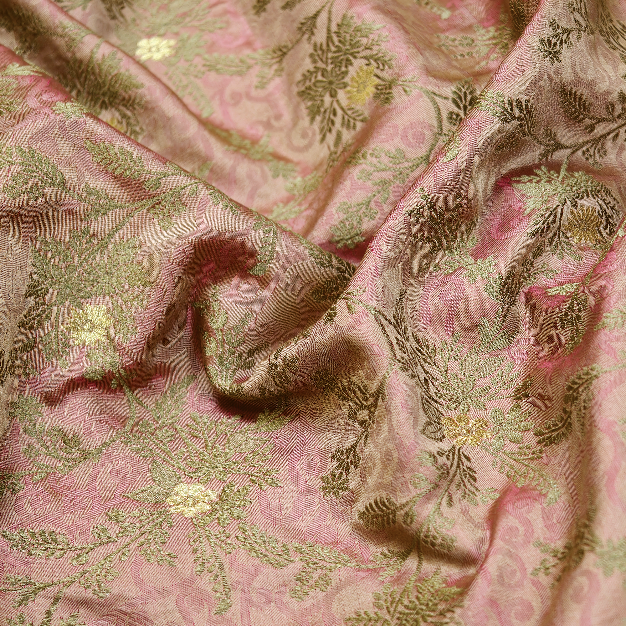 Gulistan-e-Rang – Yarn Dyed Pure Satin
