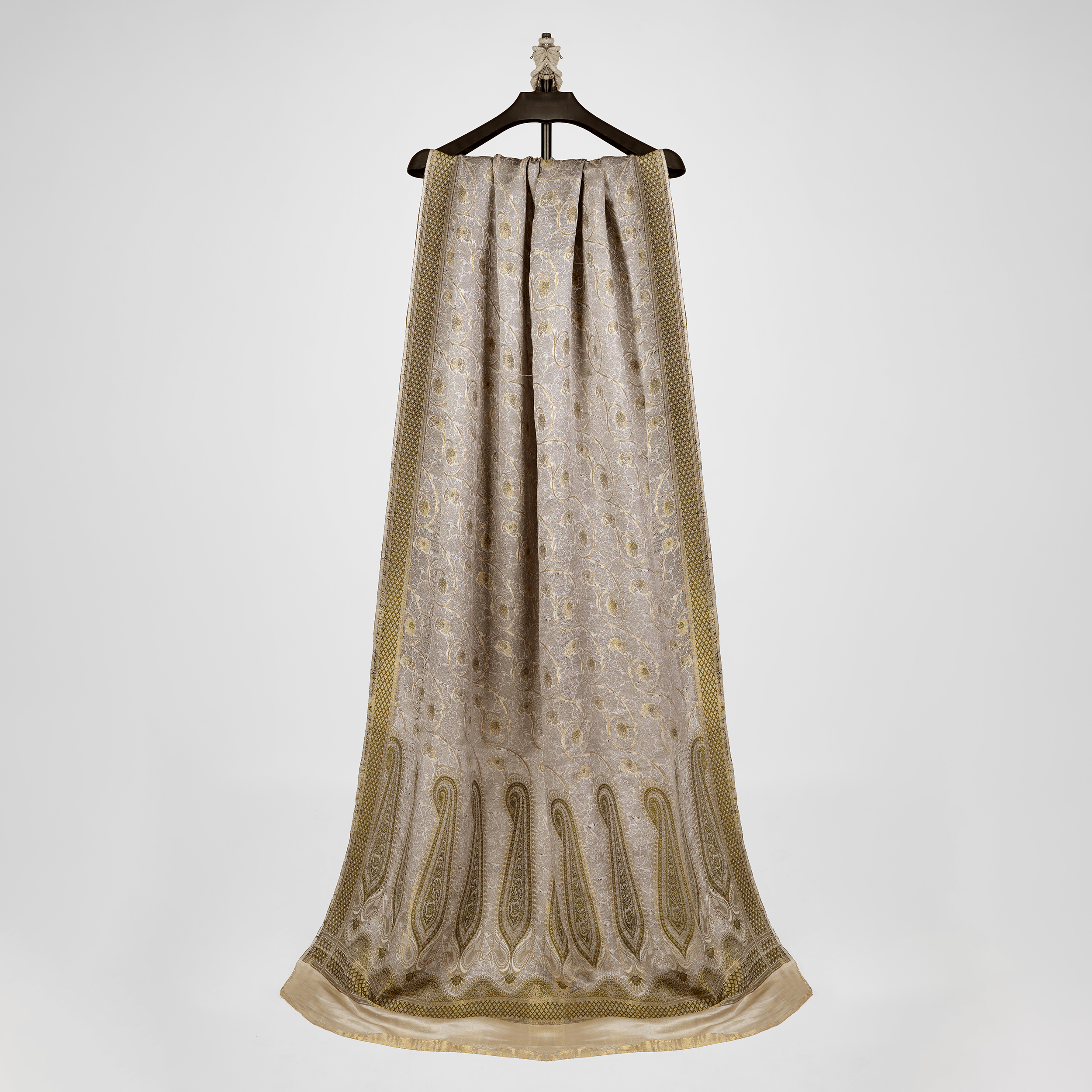 Libaas-e-Raunaq – Pure Atlas Dupatta