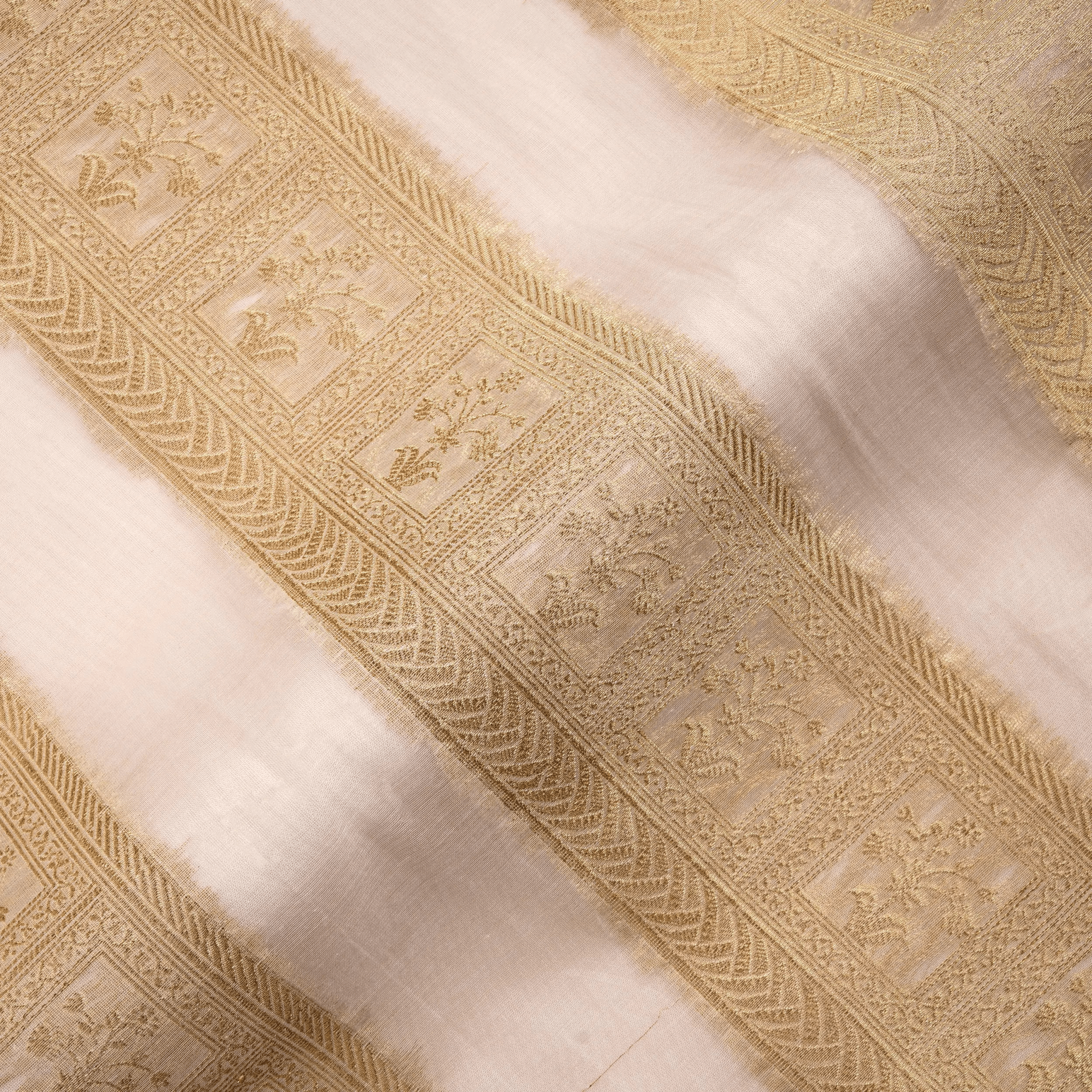 Jhalar – Pure Jamdani Borders - Zahra Maham