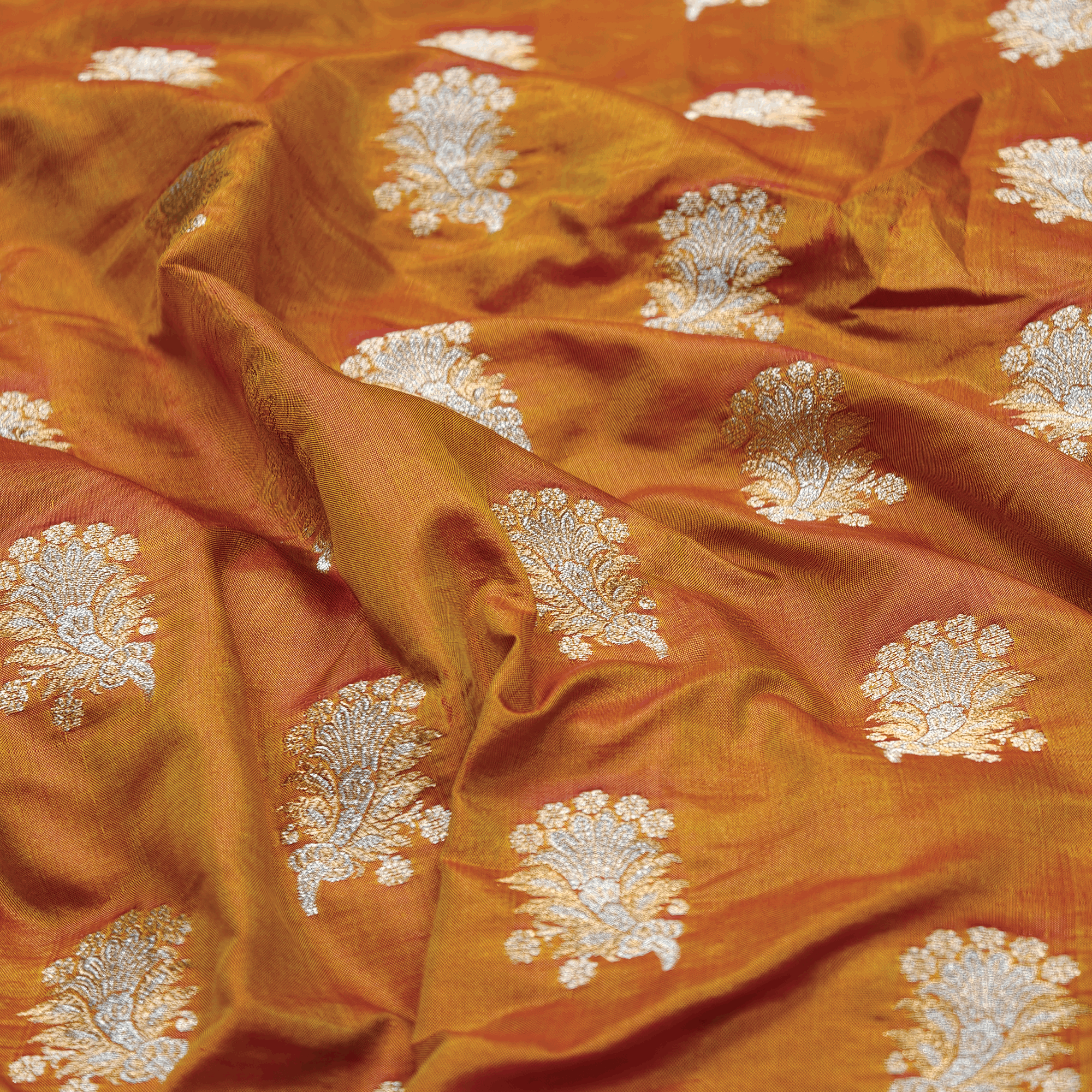 Mehrunisa Fleuristan Katan Silk (Dual Tone Rust)