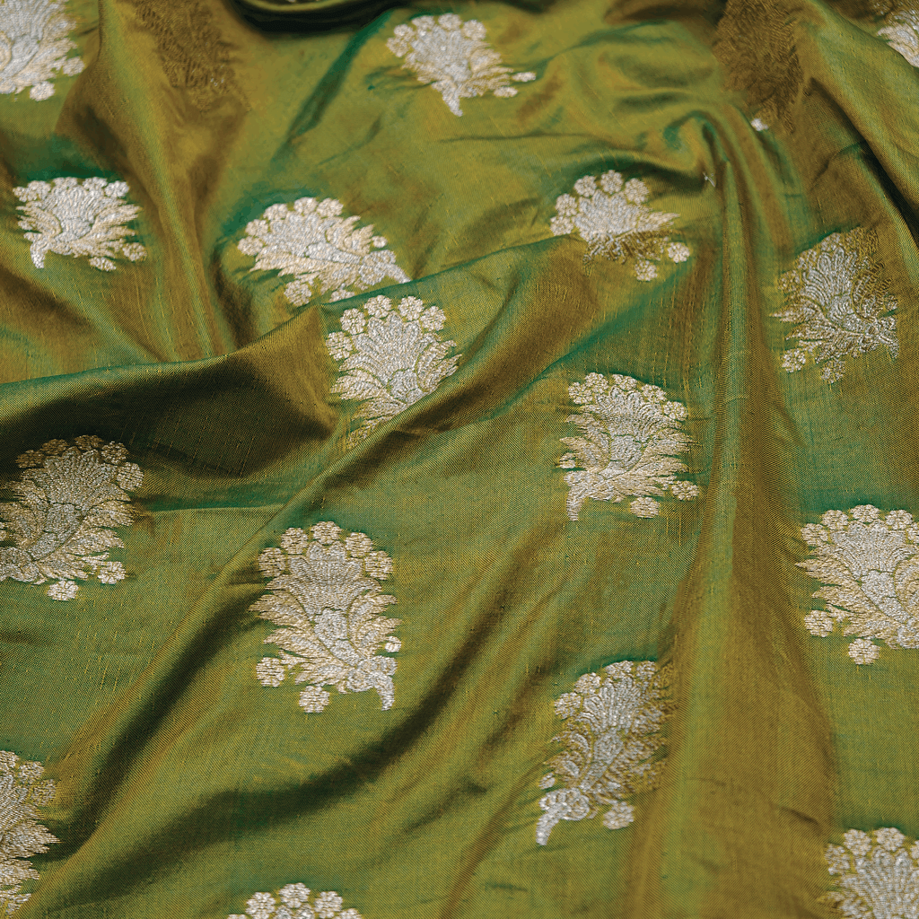 Mehrunisa Fleuristan Katan Silk (Dual Tone Green)