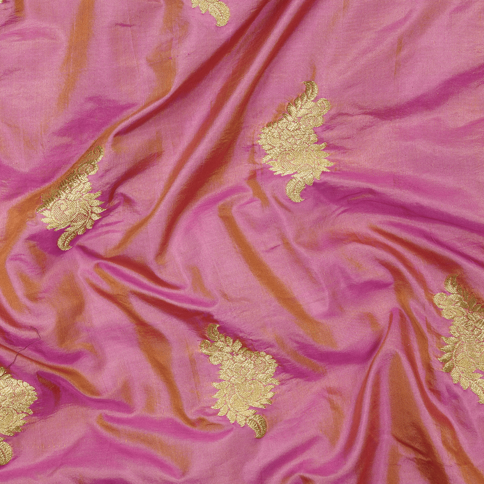 Mehr-e-Taban – Pure Katan (Dhoop Chaon Effect) Silk with Mughal Bunch